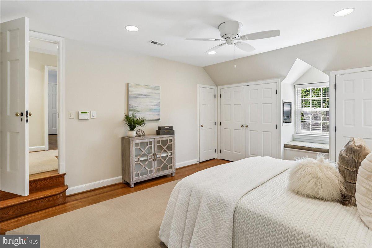 ROLLINGWOOD - Residential