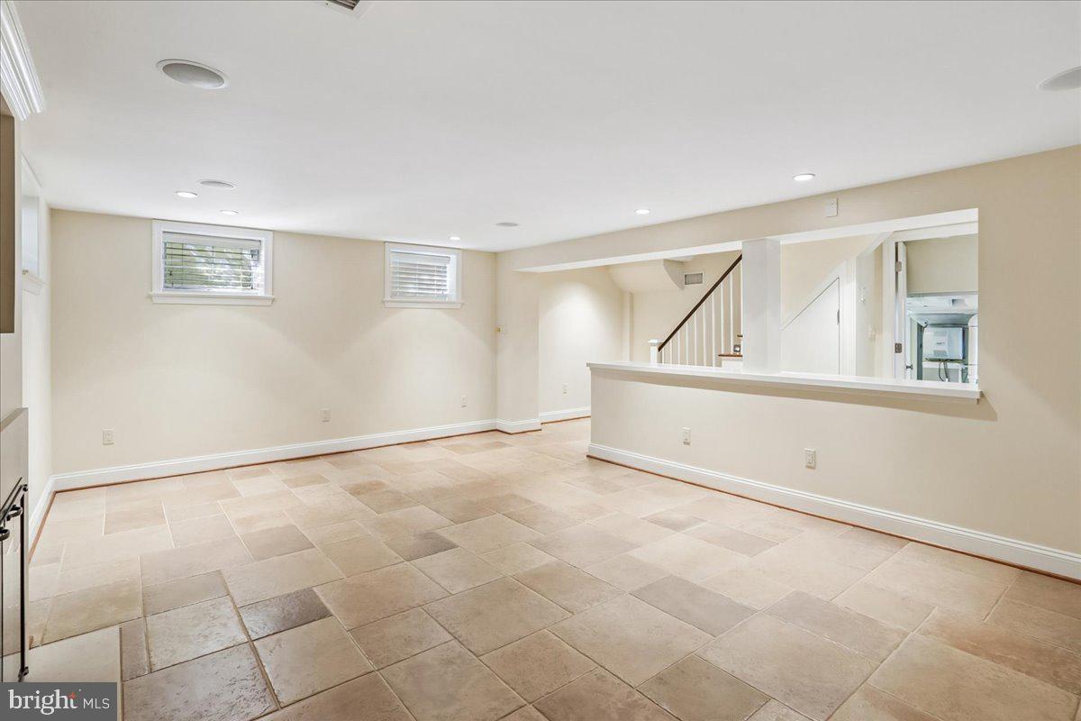 ROLLINGWOOD - Residential