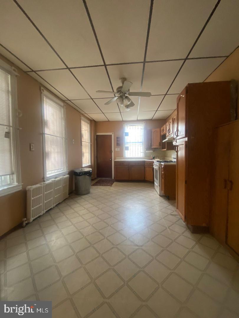 PHILADELPHIA - Residential