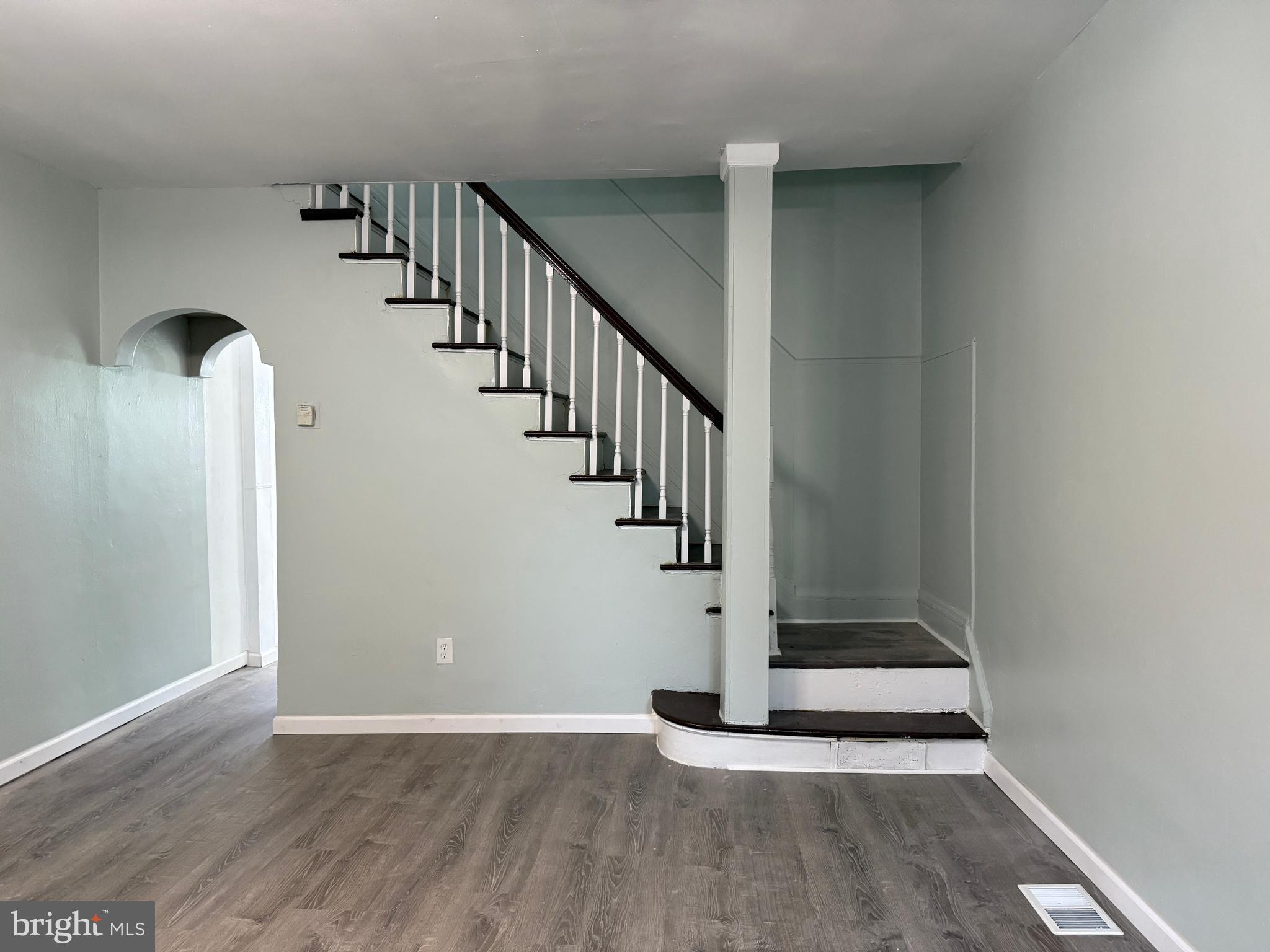 OLDE KENSINGTON - Residential