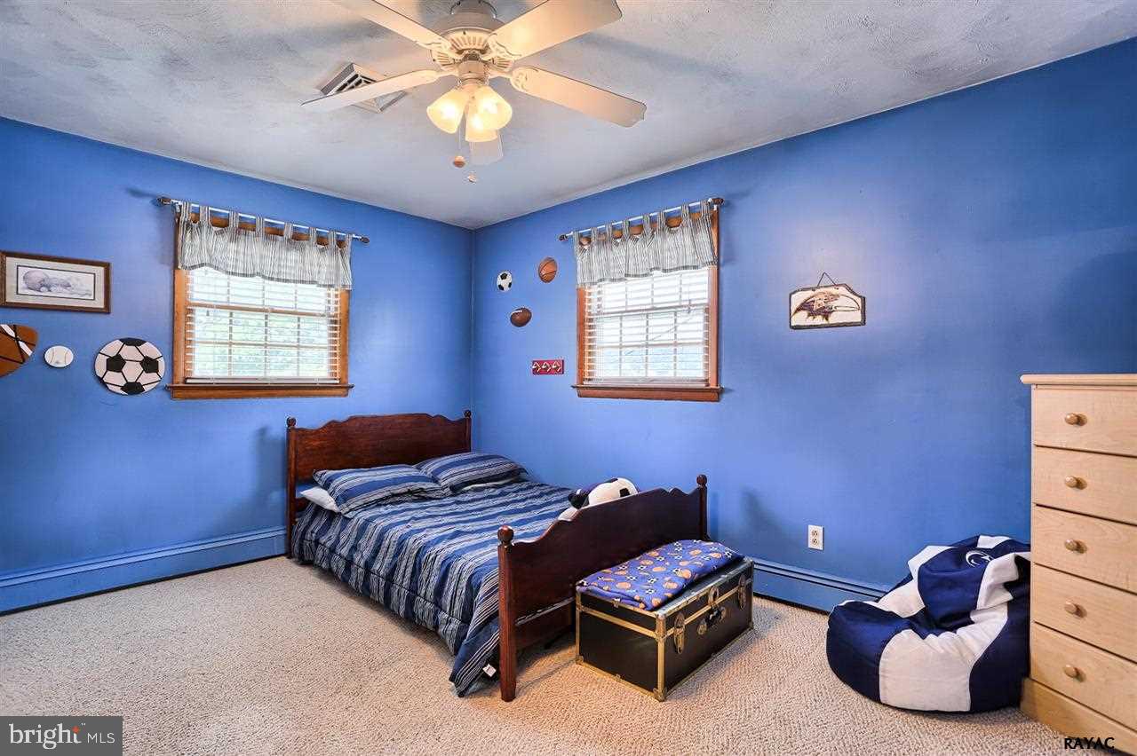 ARLINGTON PARK - Residential