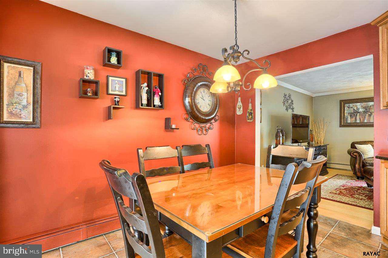 ARLINGTON PARK - Residential