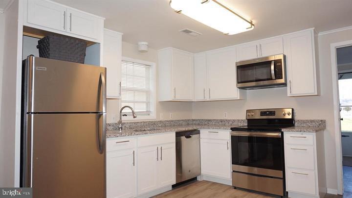 OAKRIDGE - Residential Lease