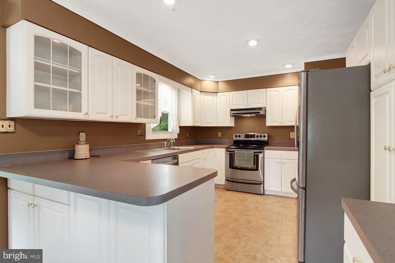 CROWN POINTE VISTAS - Residential