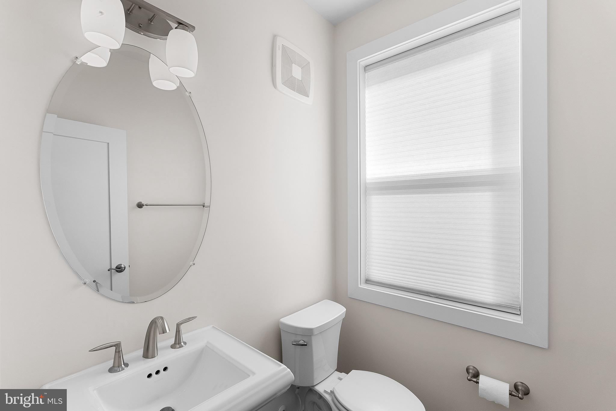 ONE LOUDOUN - Residential Lease