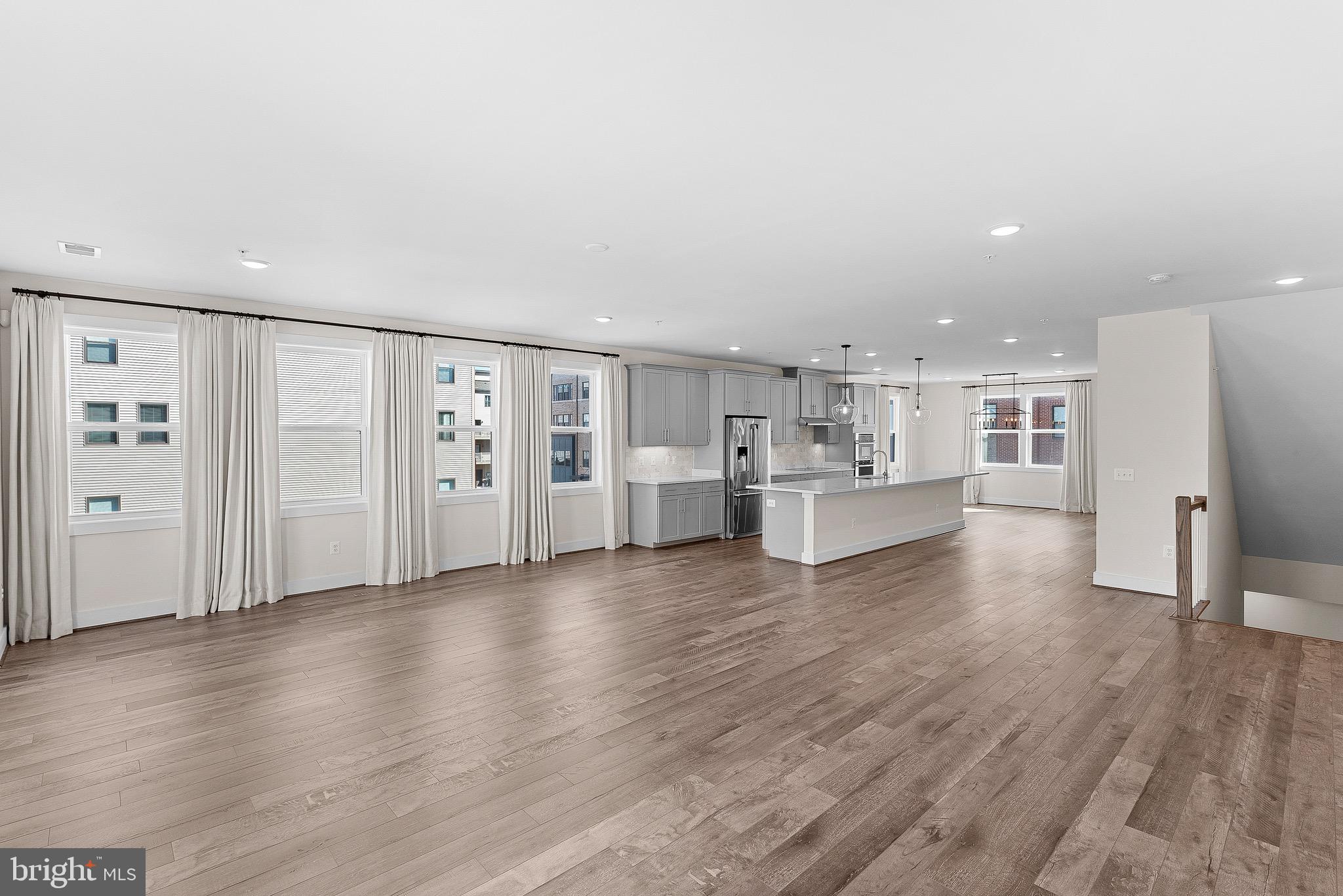 ONE LOUDOUN - Residential Lease