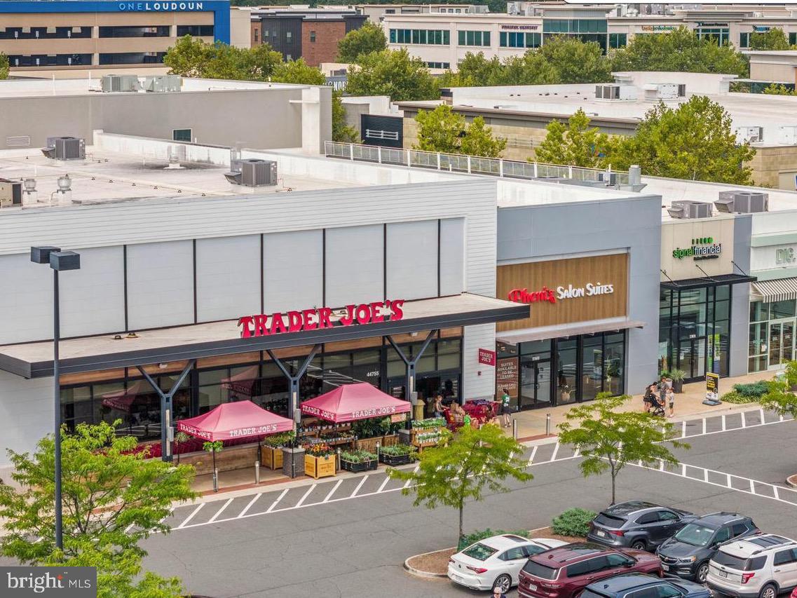 ONE LOUDOUN - Residential Lease