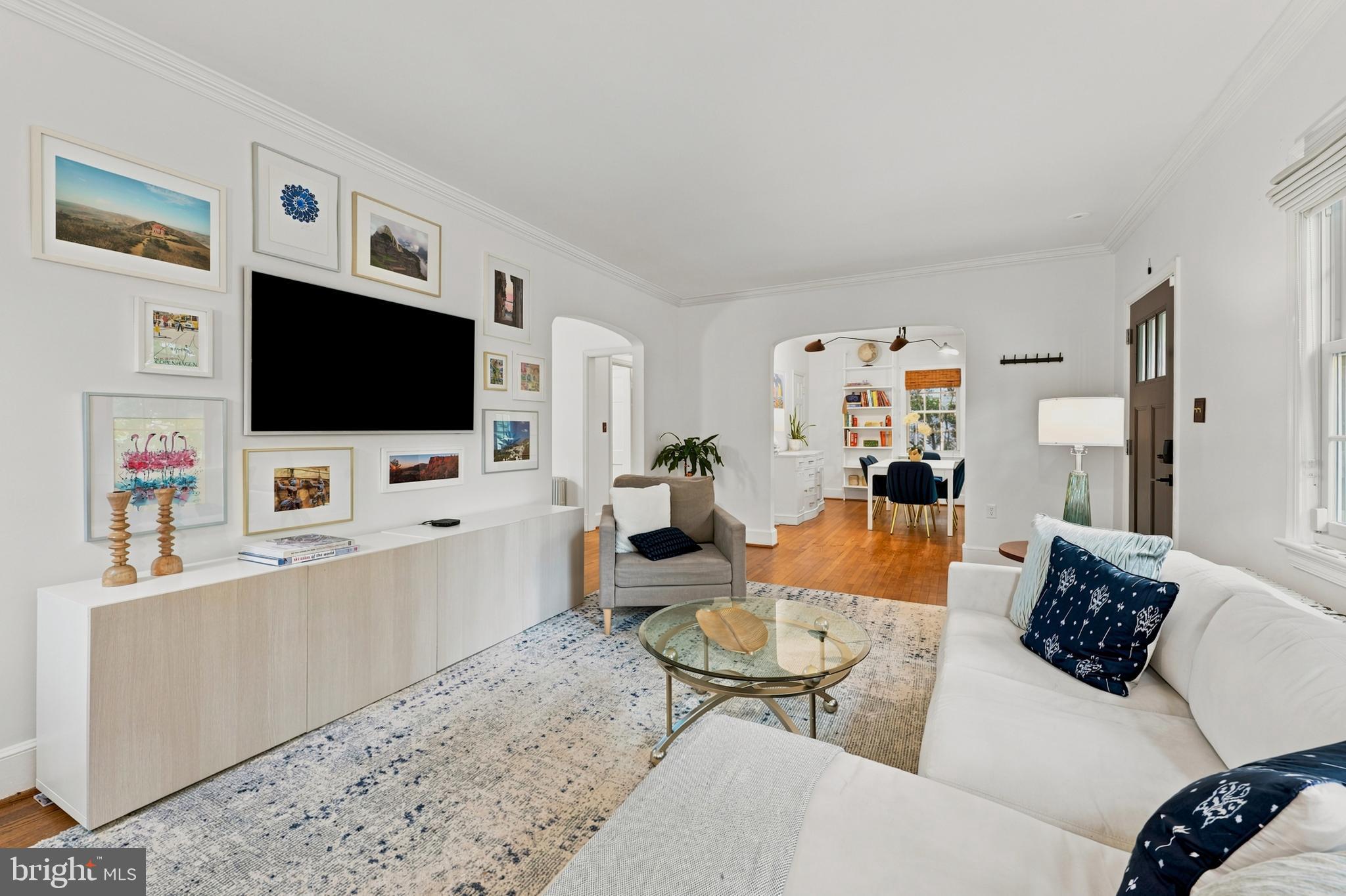 SEVEN OAKS - Residential