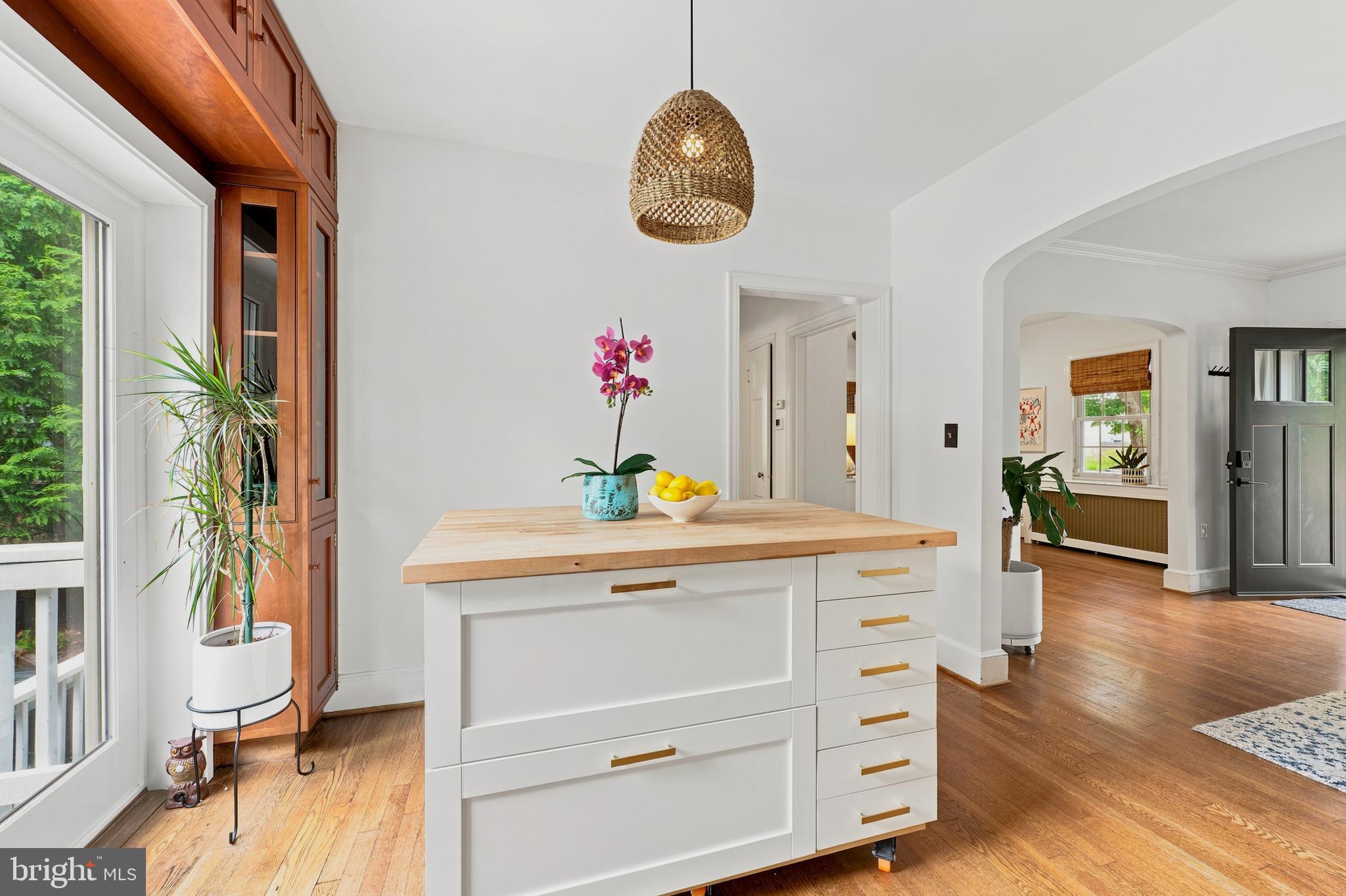 SEVEN OAKS - Residential