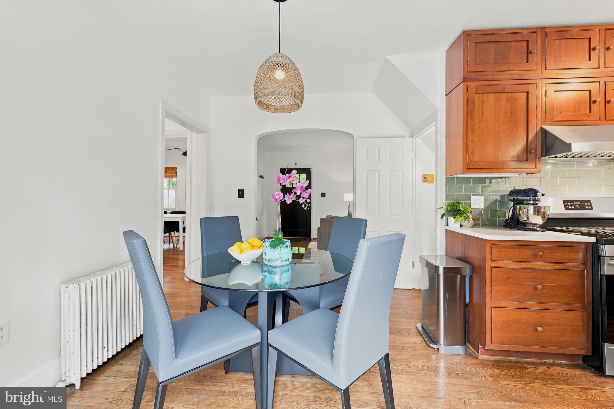 SEVEN OAKS - Residential