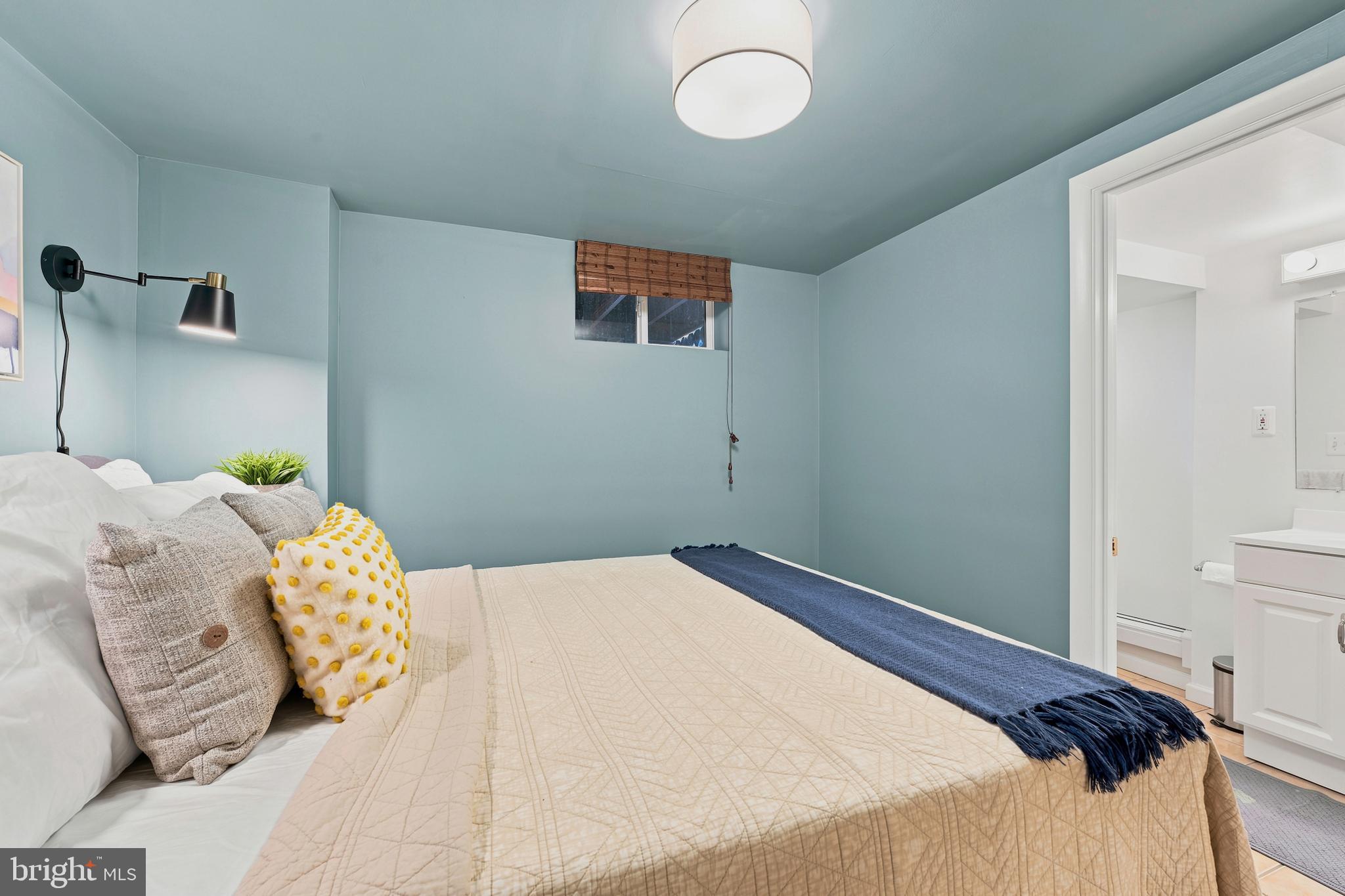 SEVEN OAKS - Residential