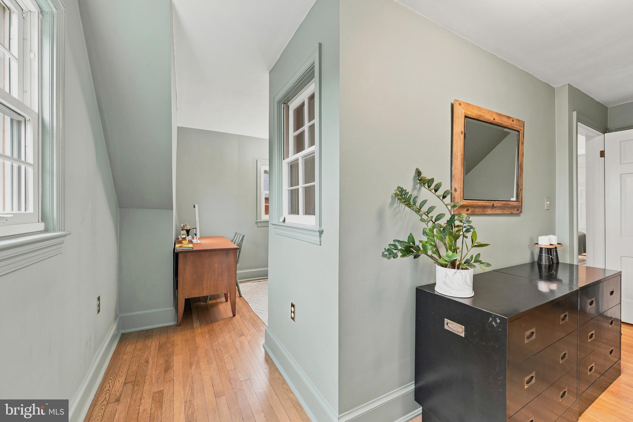 SEVEN OAKS - Residential