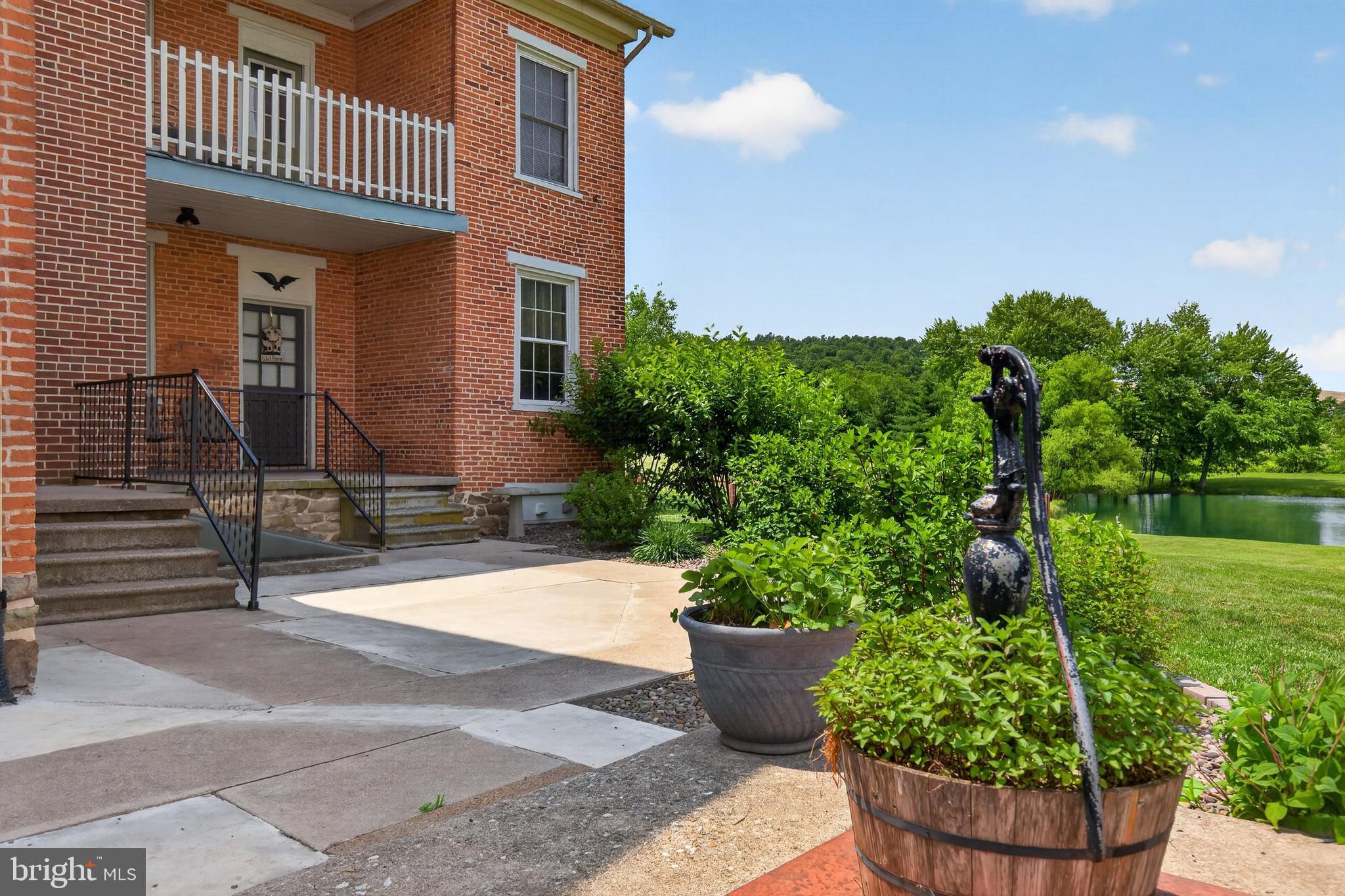 FRANKLIN TOWNSHIP - Residential