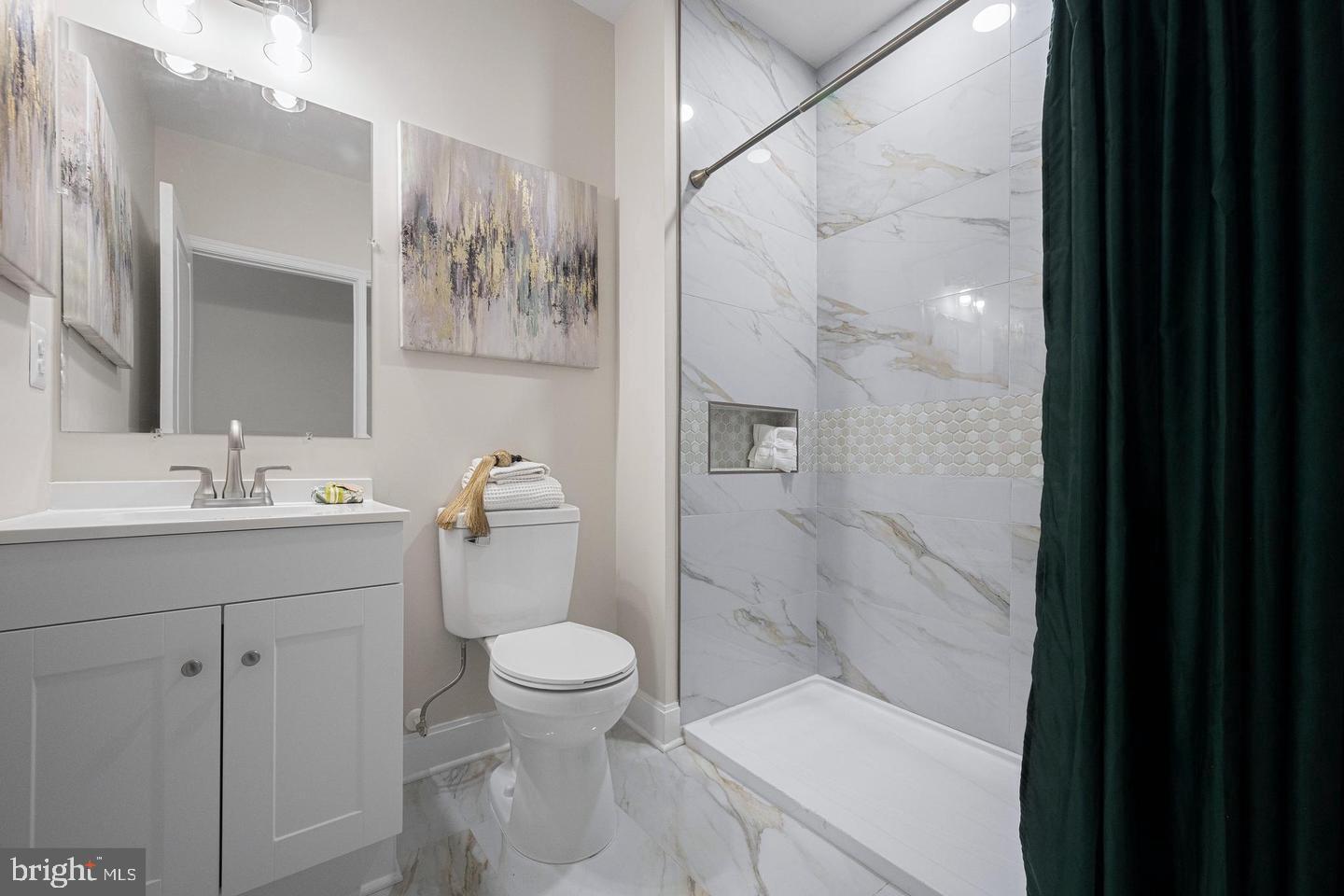 WESTPORT - Residential