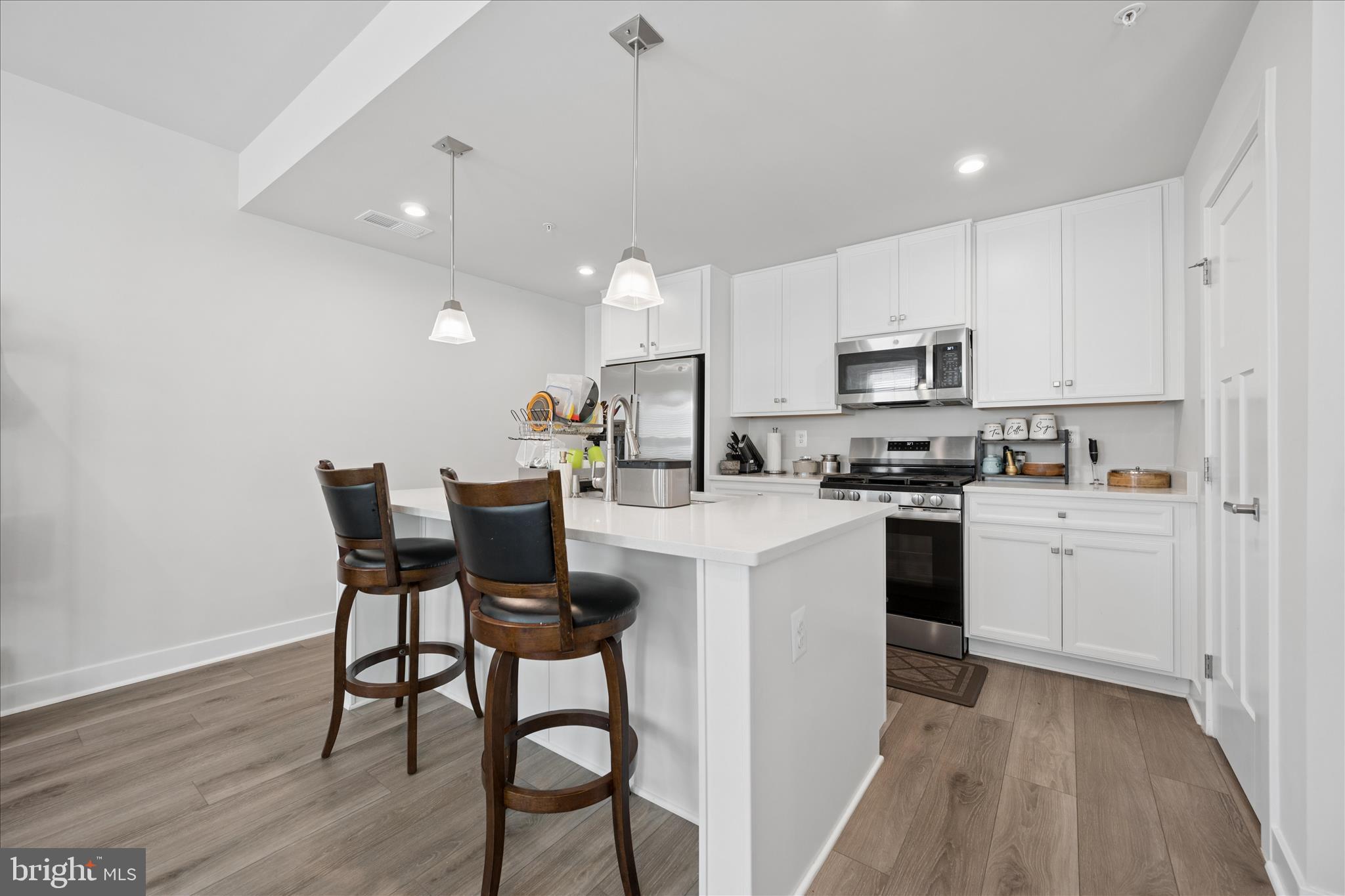 ARCOLA TOWN CENTER CONDO - Residential