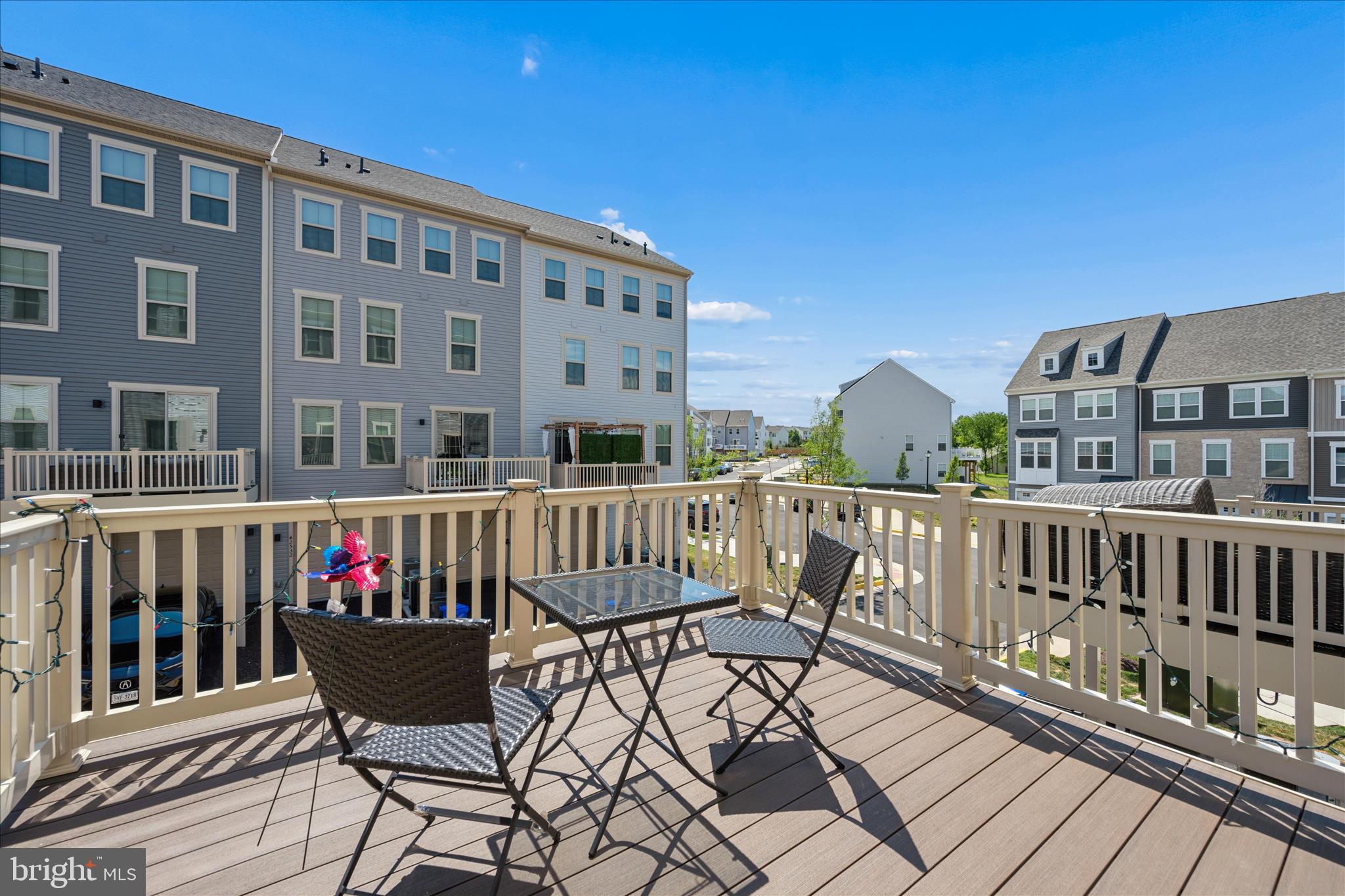 ARCOLA TOWN CENTER CONDO - Residential