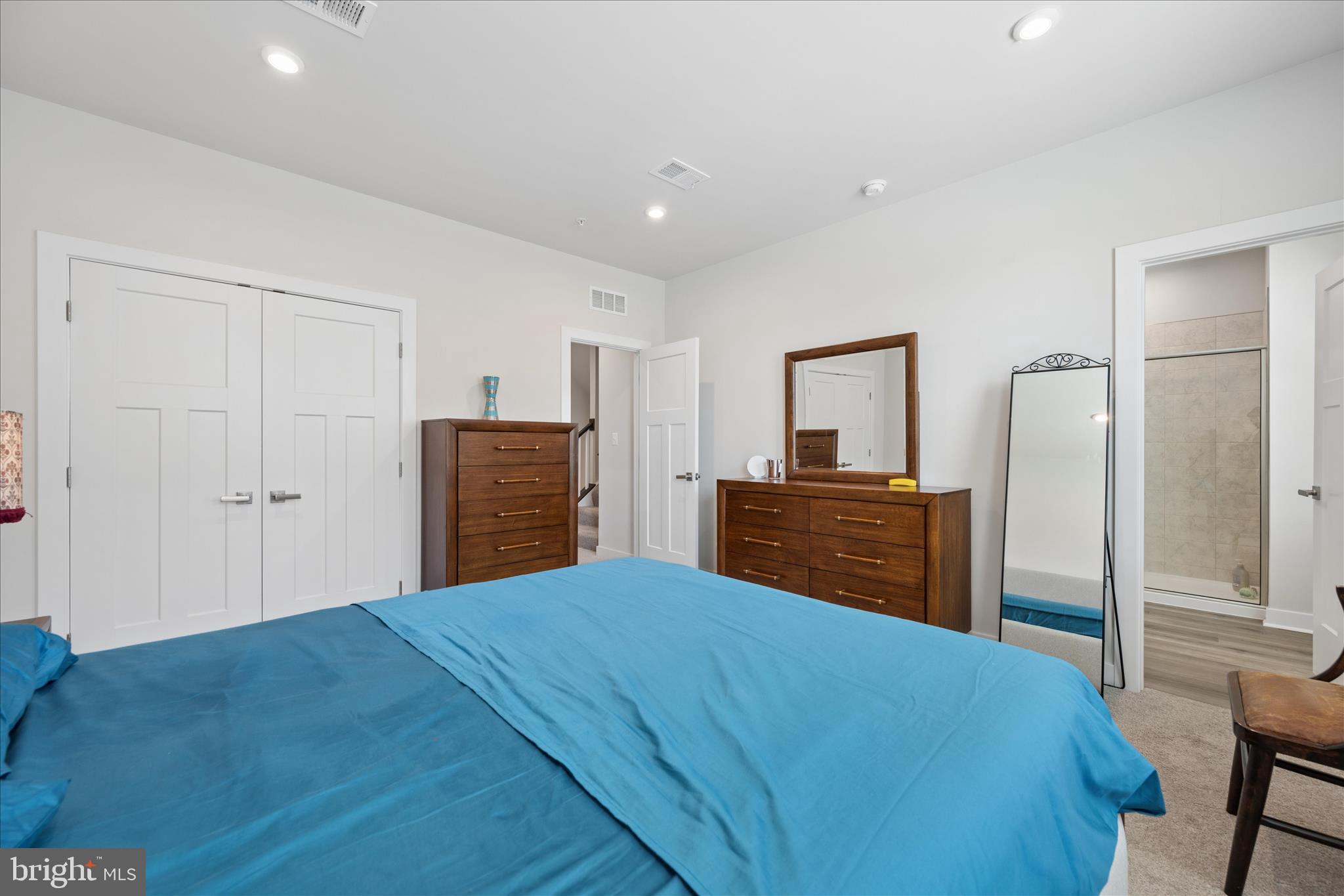 ARCOLA TOWN CENTER CONDO - Residential