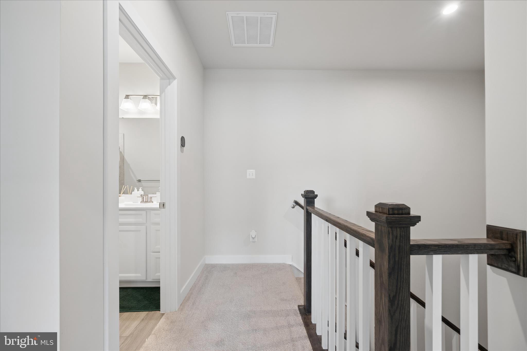 ARCOLA TOWN CENTER CONDO - Residential