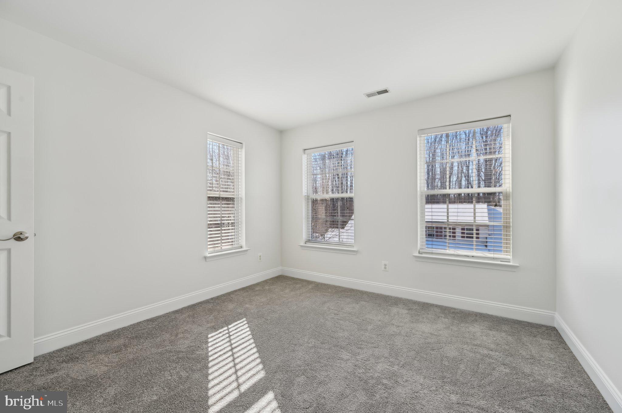 MONMOUTH MEADOWS - Residential