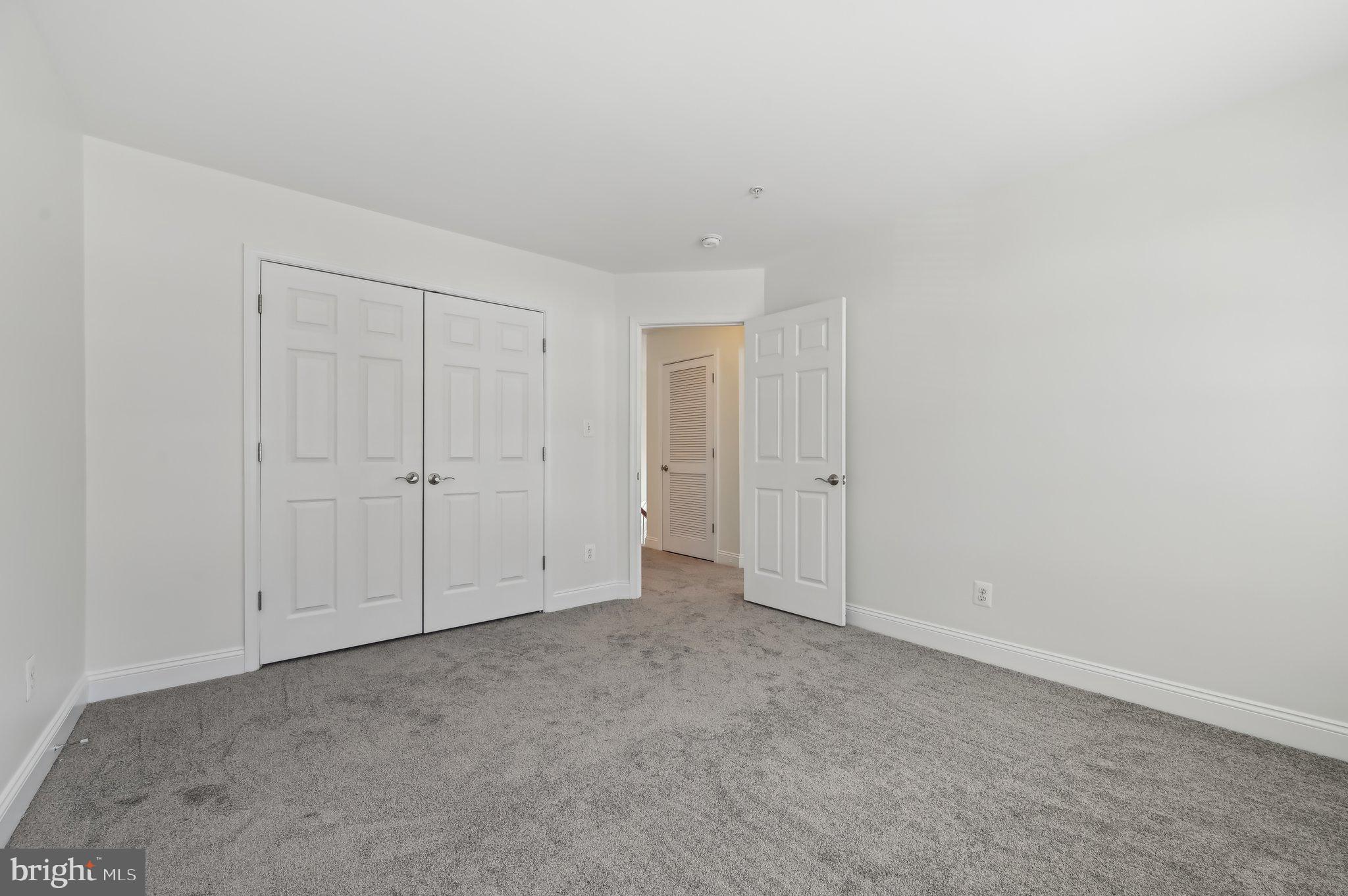 MONMOUTH MEADOWS - Residential