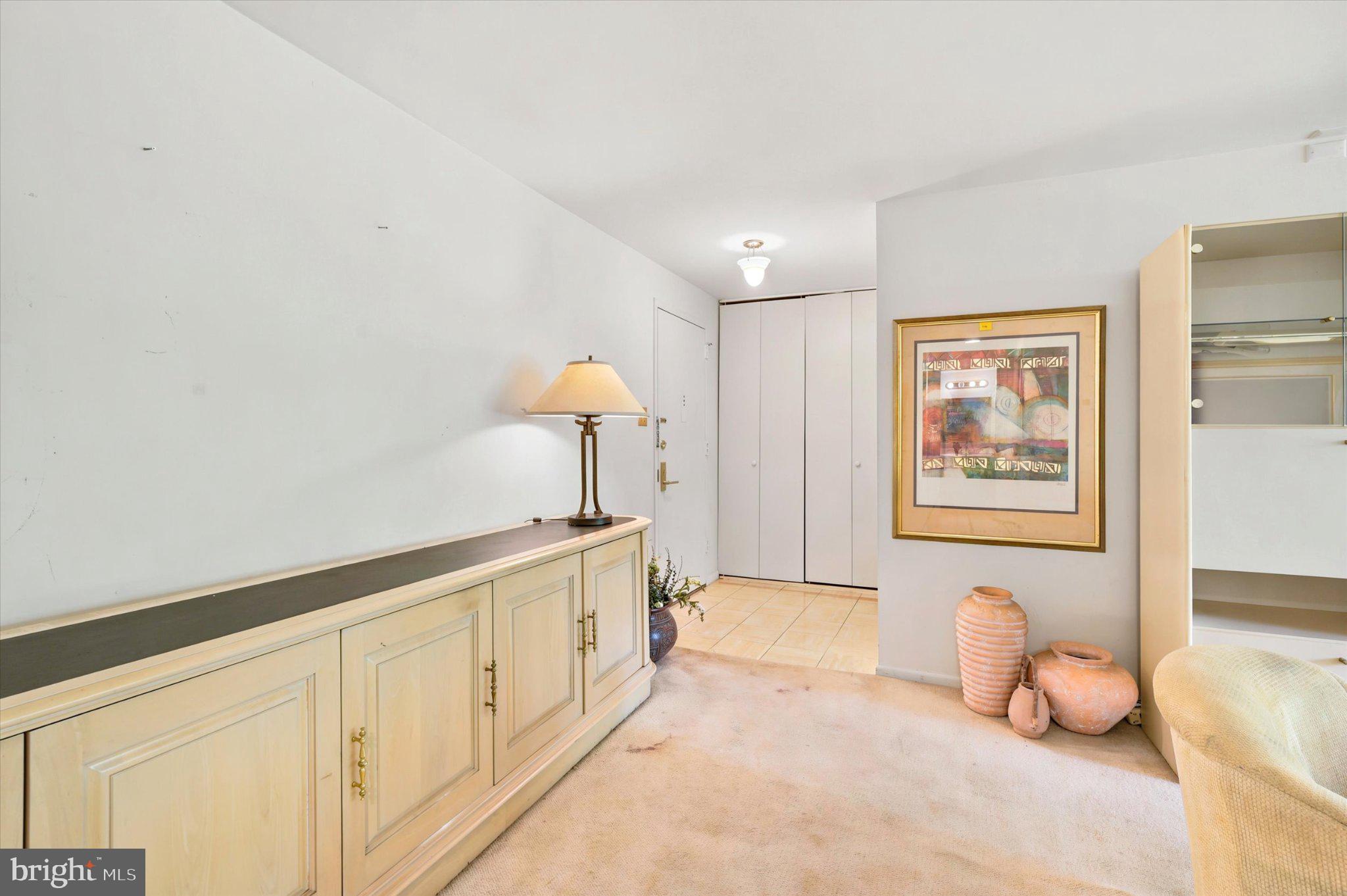 OAK HILL - Residential