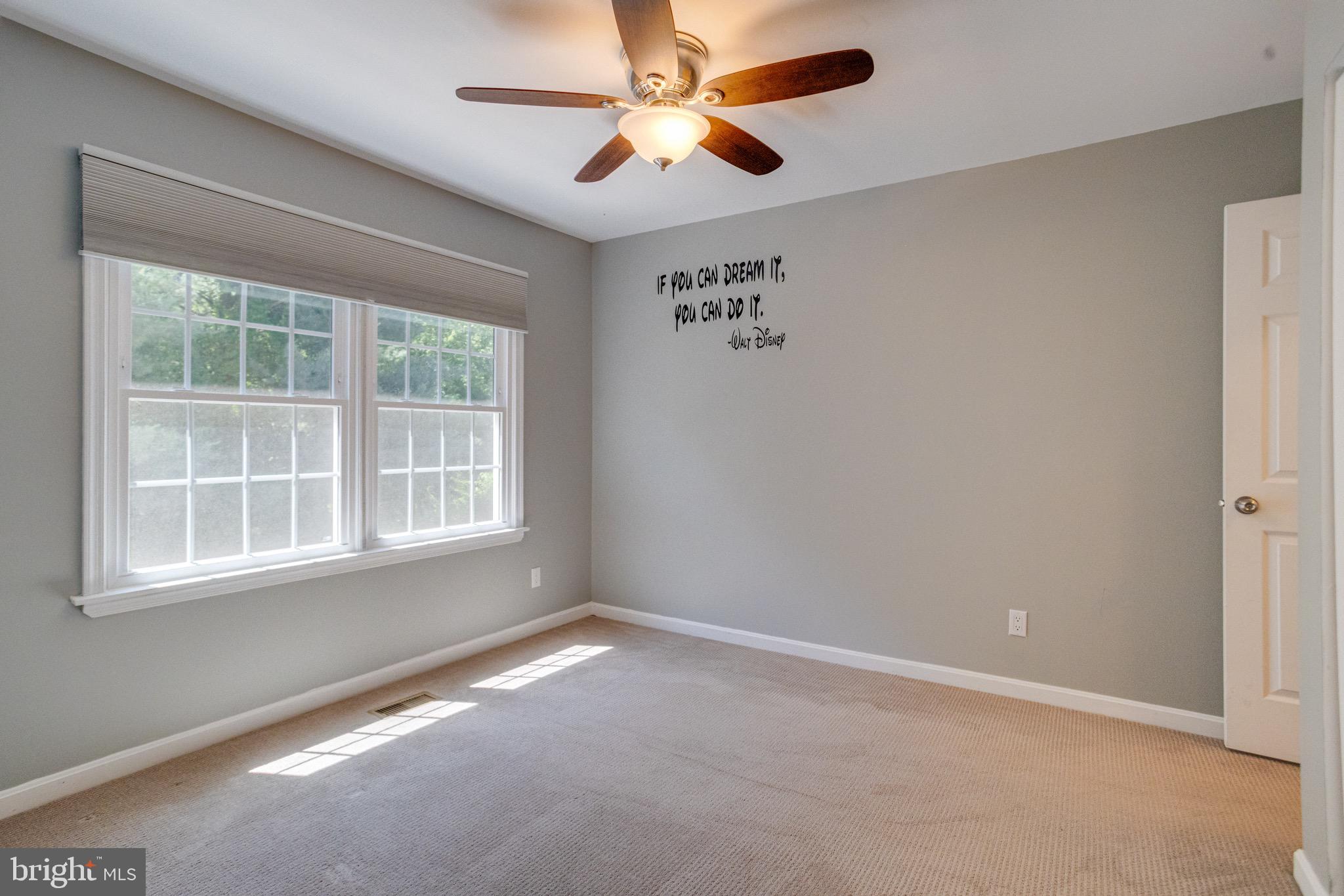 FOXBOROUGH FARMS - Residential