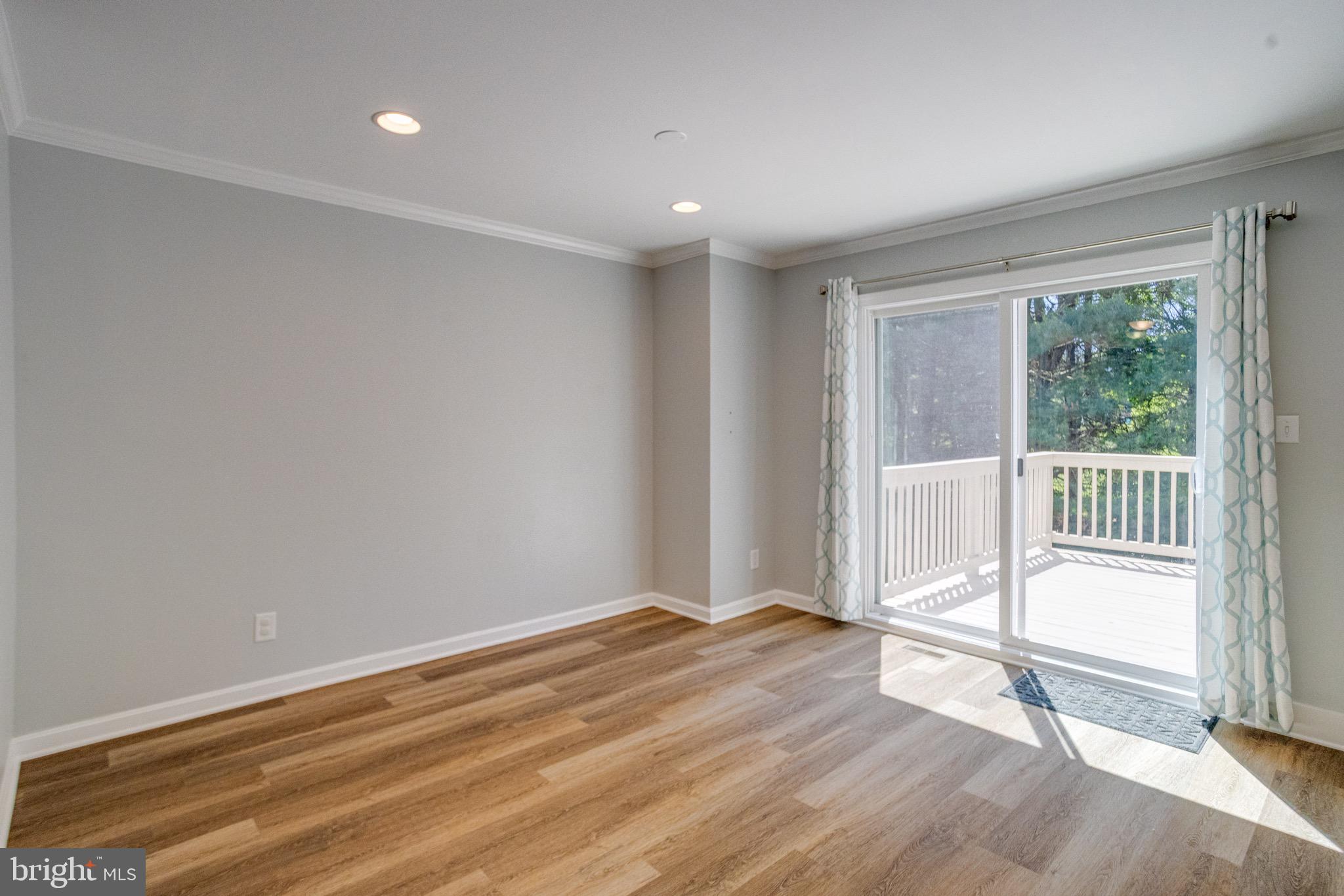 FOXBOROUGH FARMS - Residential