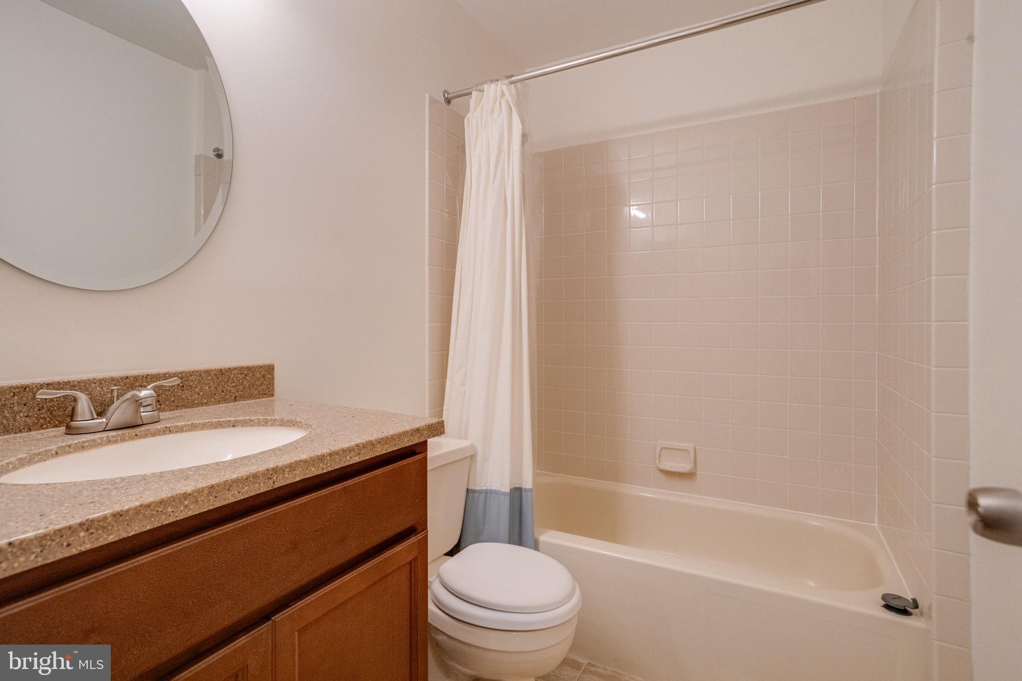 FOXBOROUGH FARMS - Residential