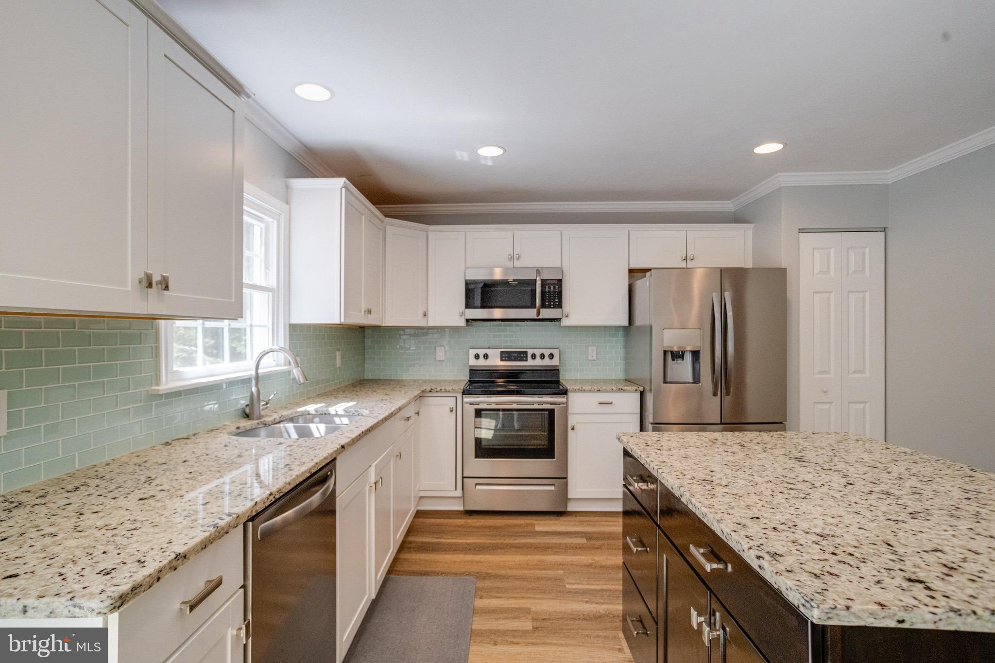 FOXBOROUGH FARMS - Residential