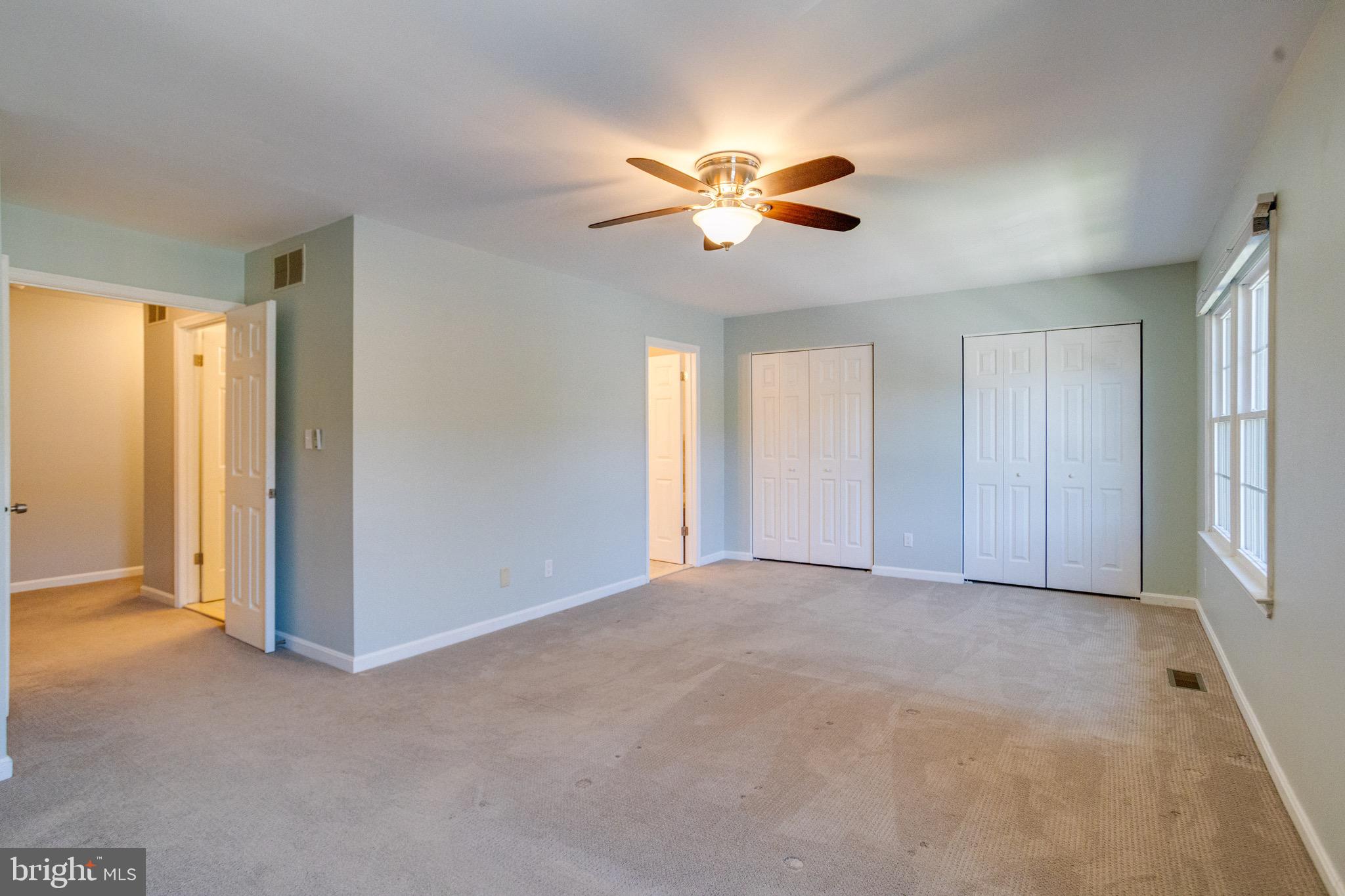 FOXBOROUGH FARMS - Residential