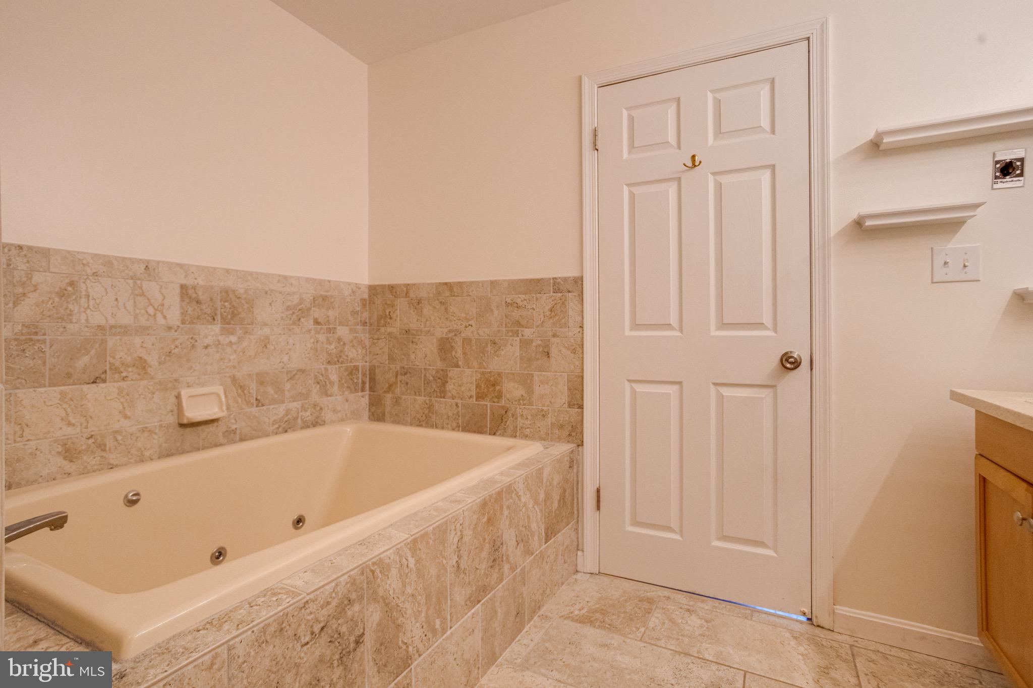 FOXBOROUGH FARMS - Residential