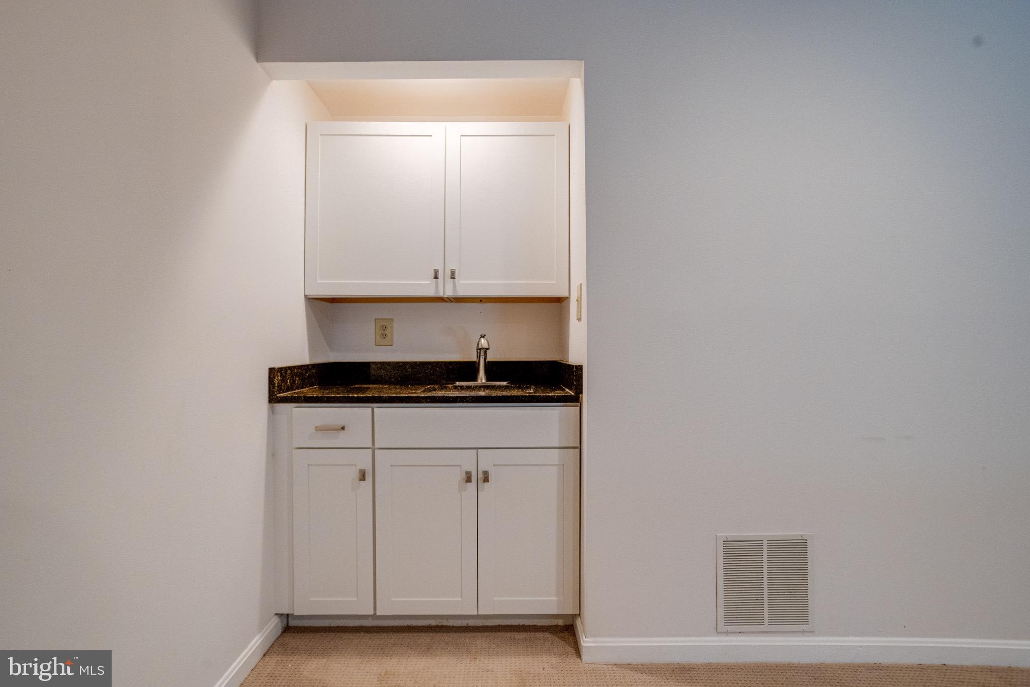 FOXBOROUGH FARMS - Residential