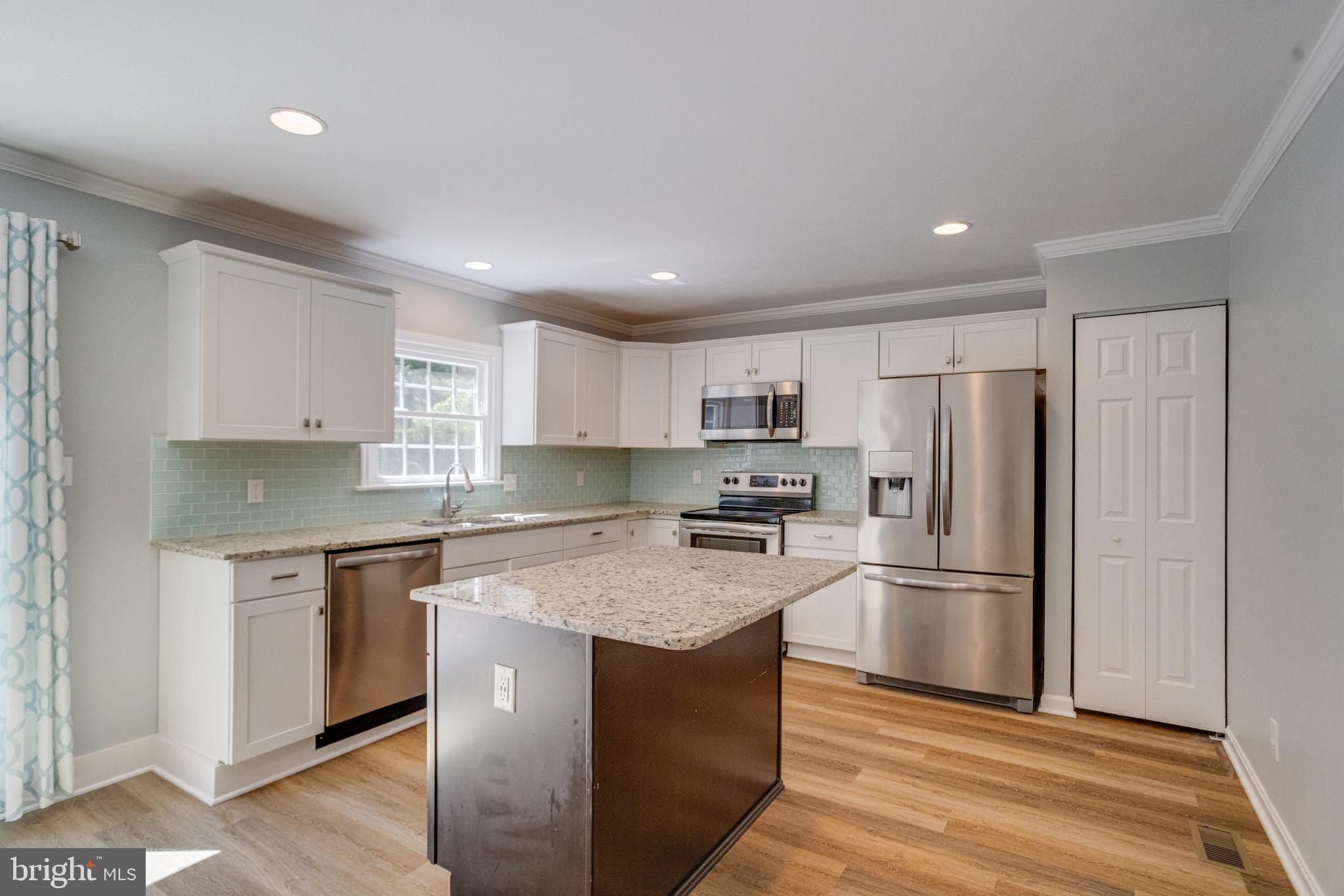 FOXBOROUGH FARMS - Residential