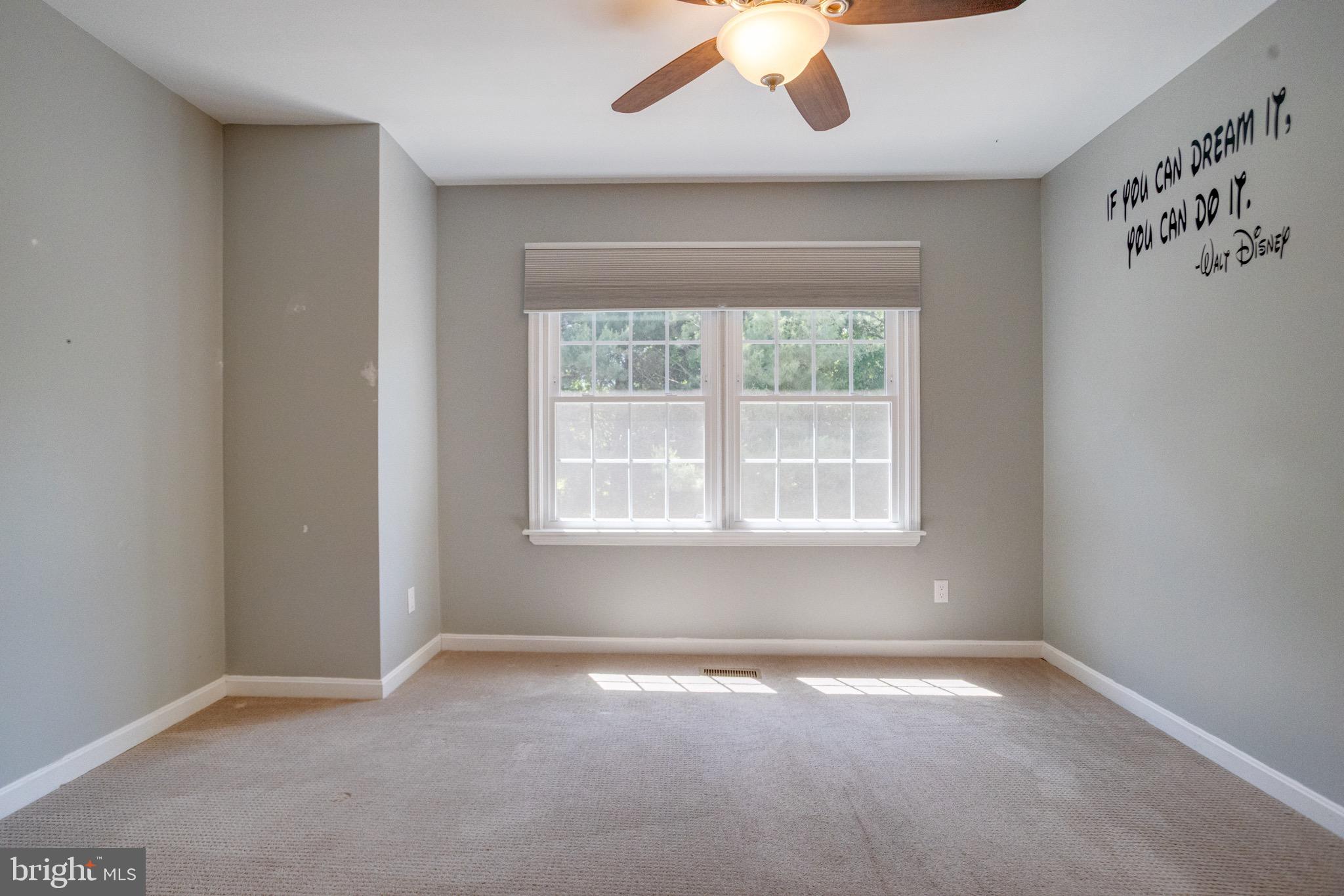 FOXBOROUGH FARMS - Residential