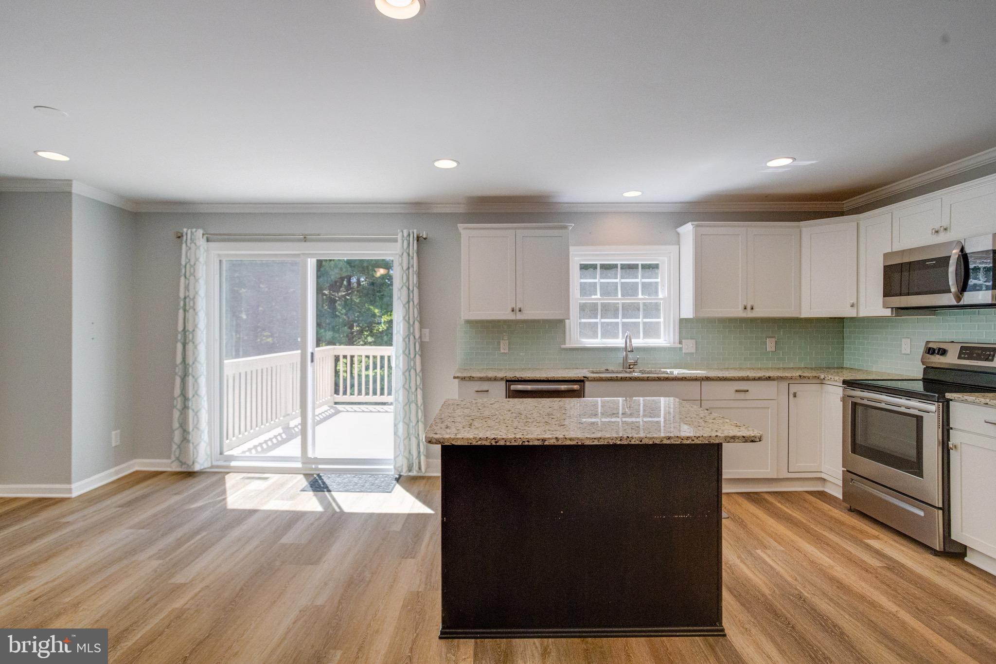 FOXBOROUGH FARMS - Residential