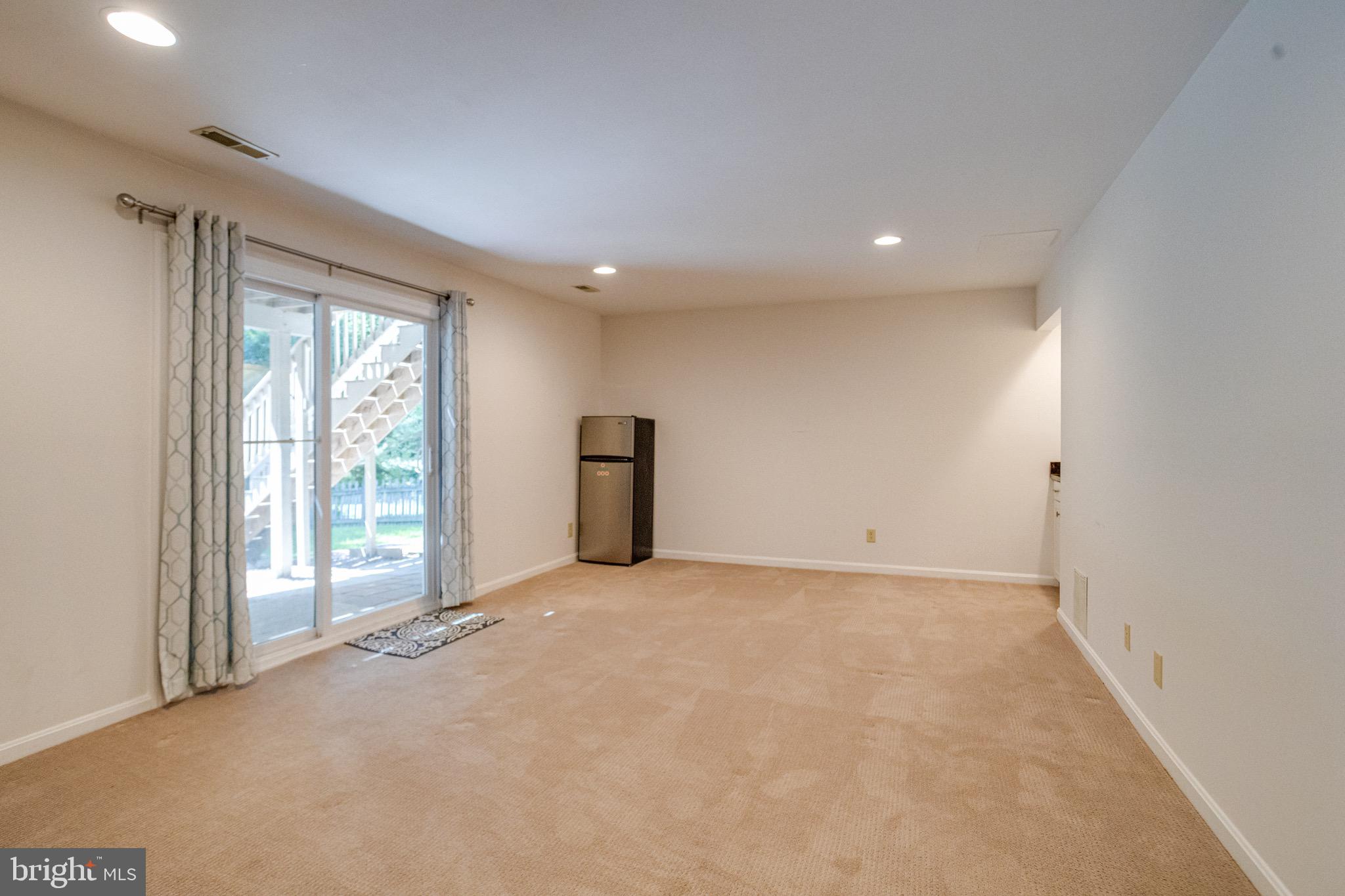 FOXBOROUGH FARMS - Residential