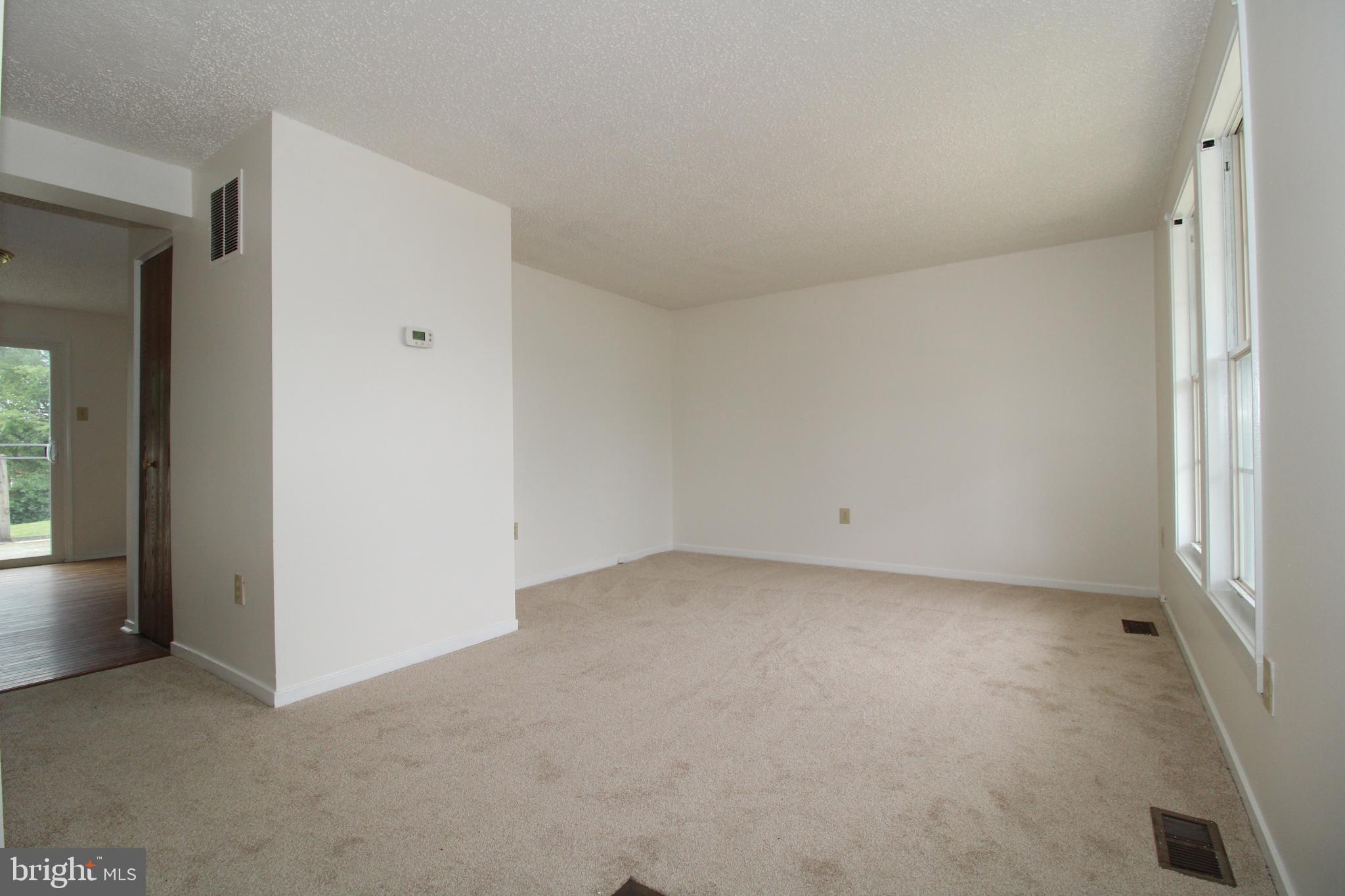 ROLLING MEADOWS - Residential