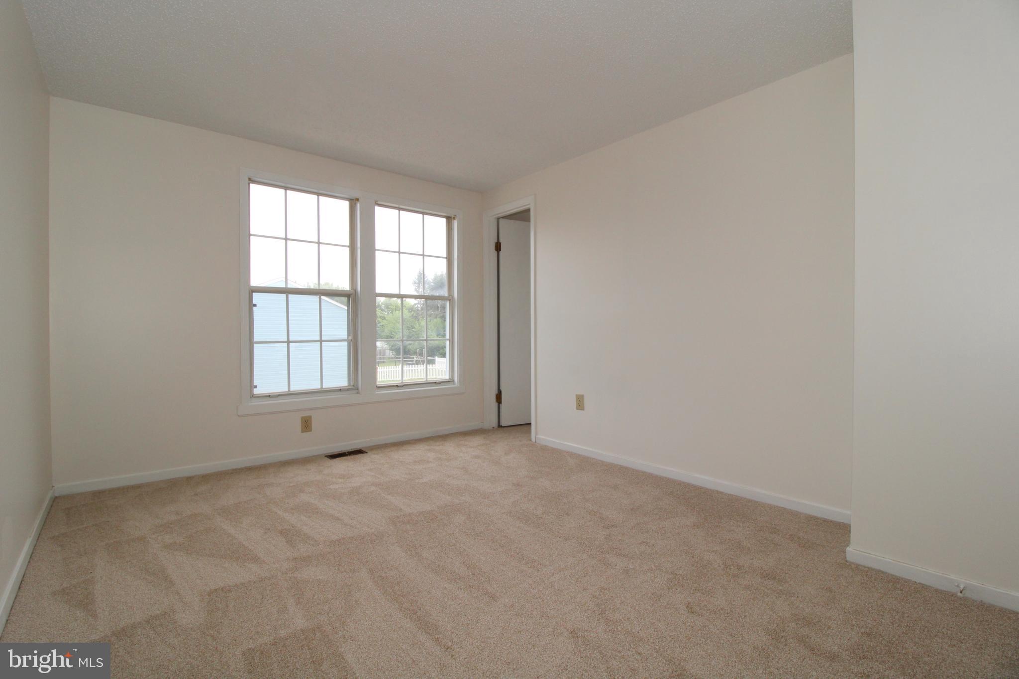 ROLLING MEADOWS - Residential