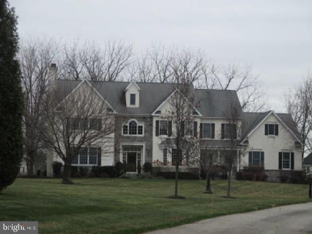 THE ENCLAVE - Residential