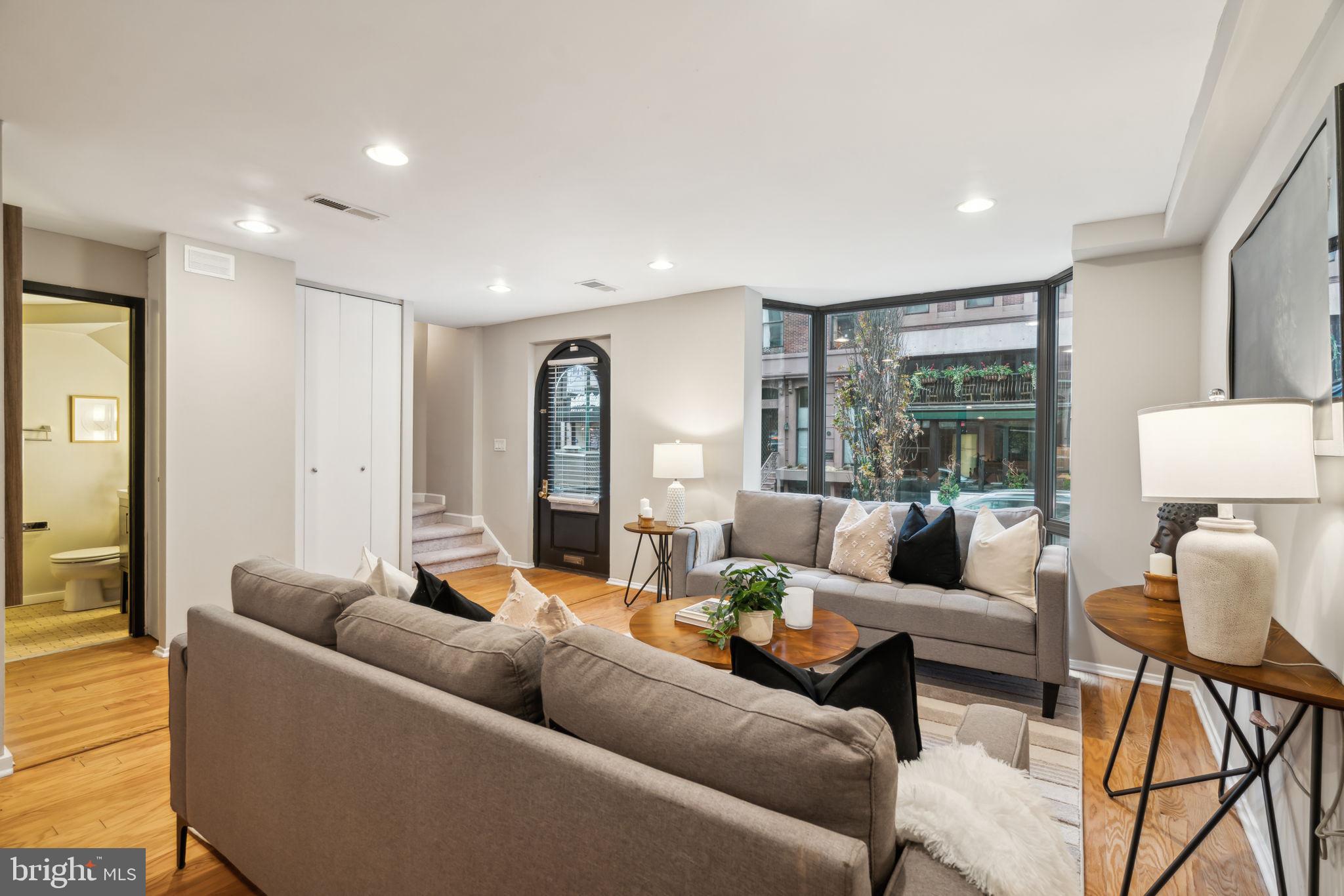 RITTENHOUSE SQUARE - Residential