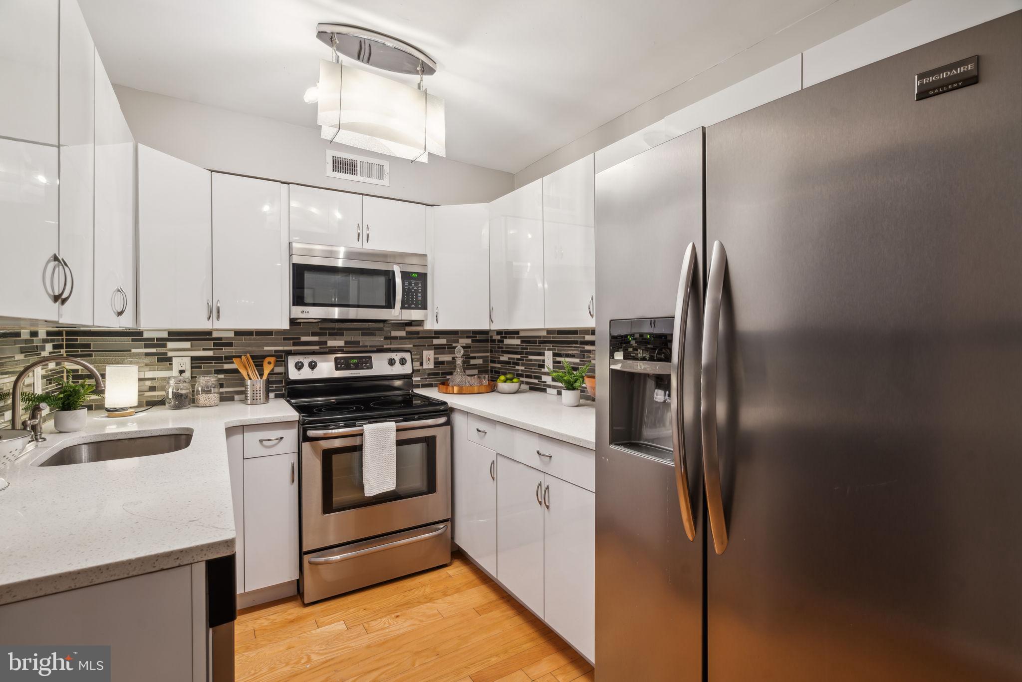 RITTENHOUSE SQUARE - Residential