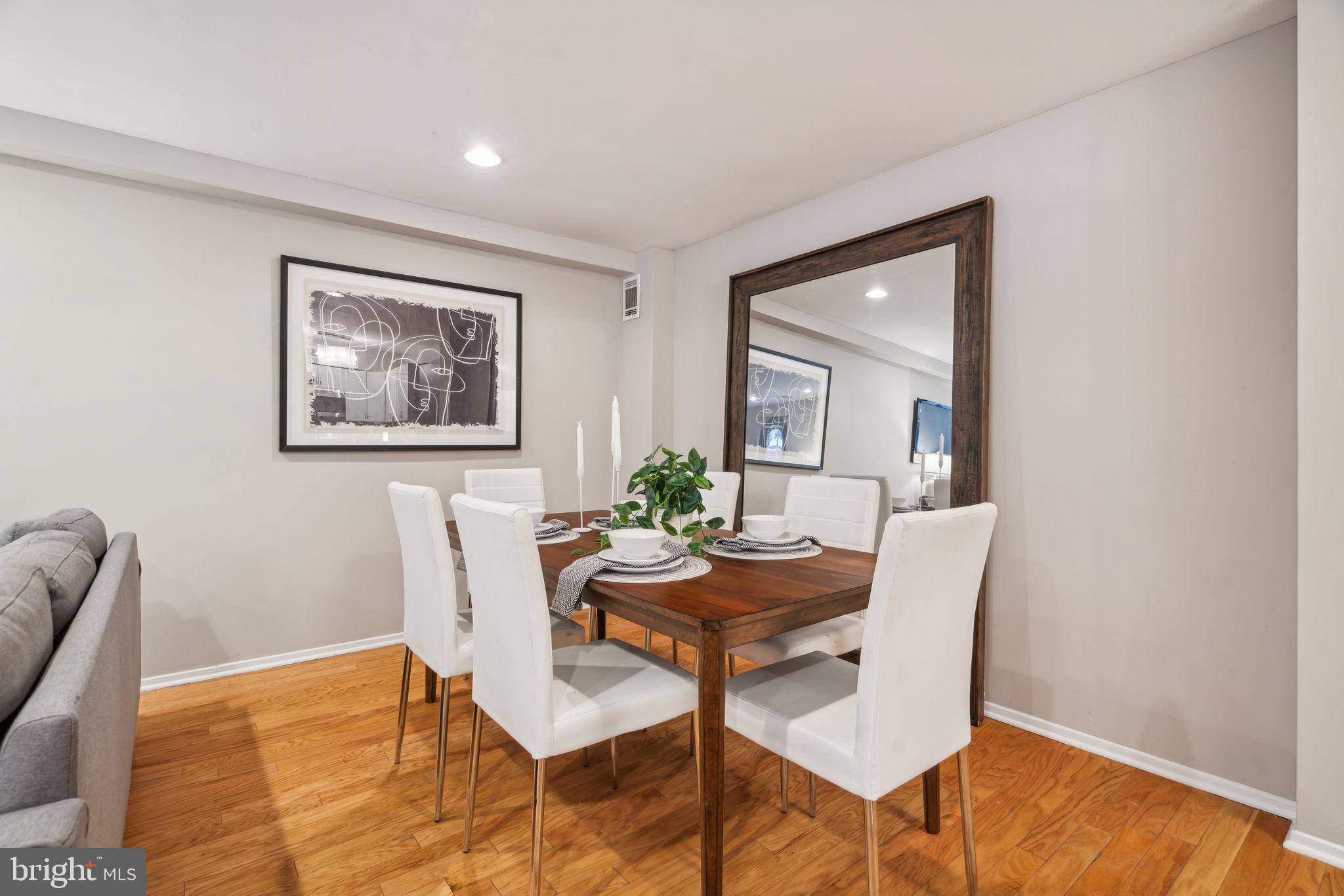 RITTENHOUSE SQUARE - Residential