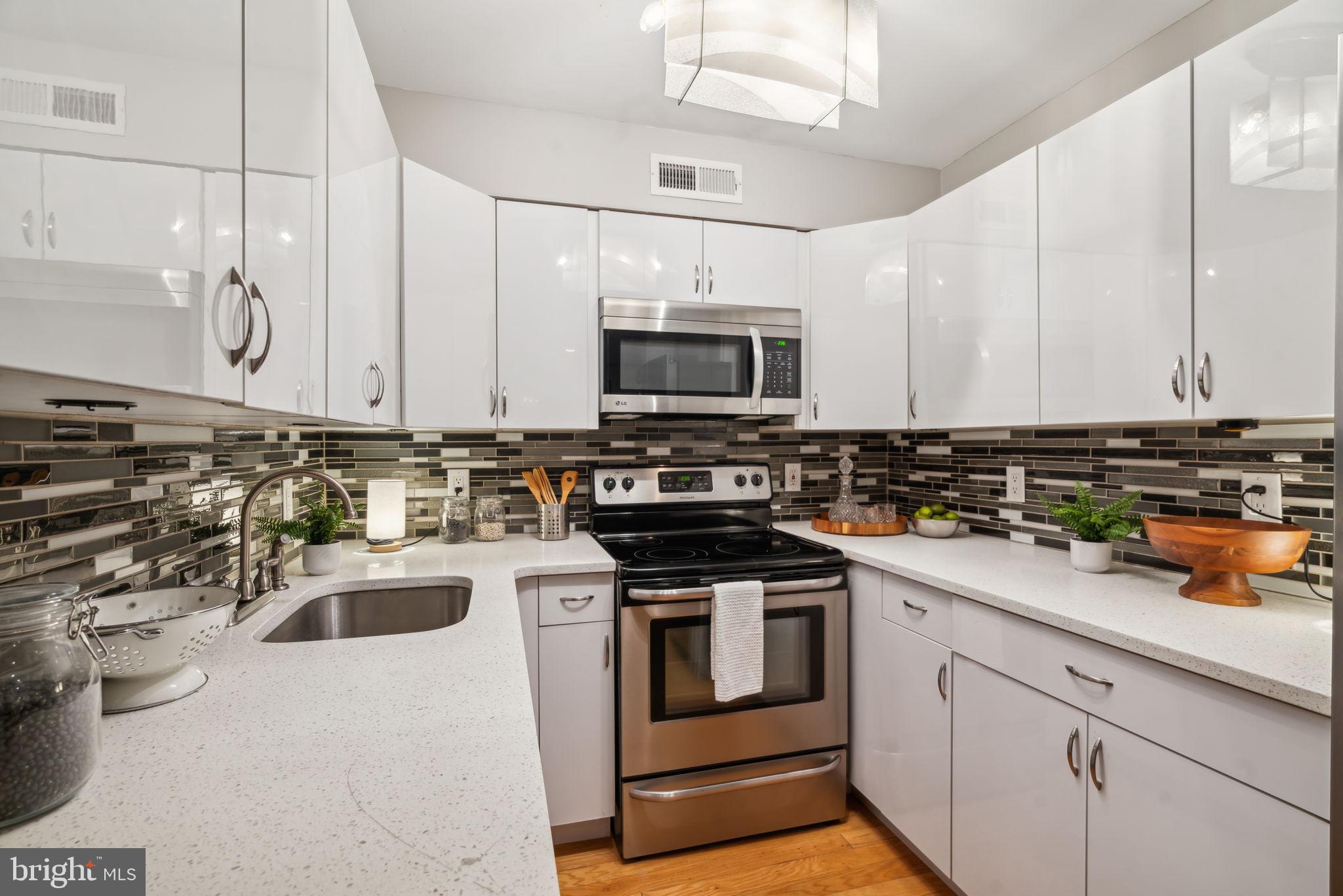 RITTENHOUSE SQUARE - Residential