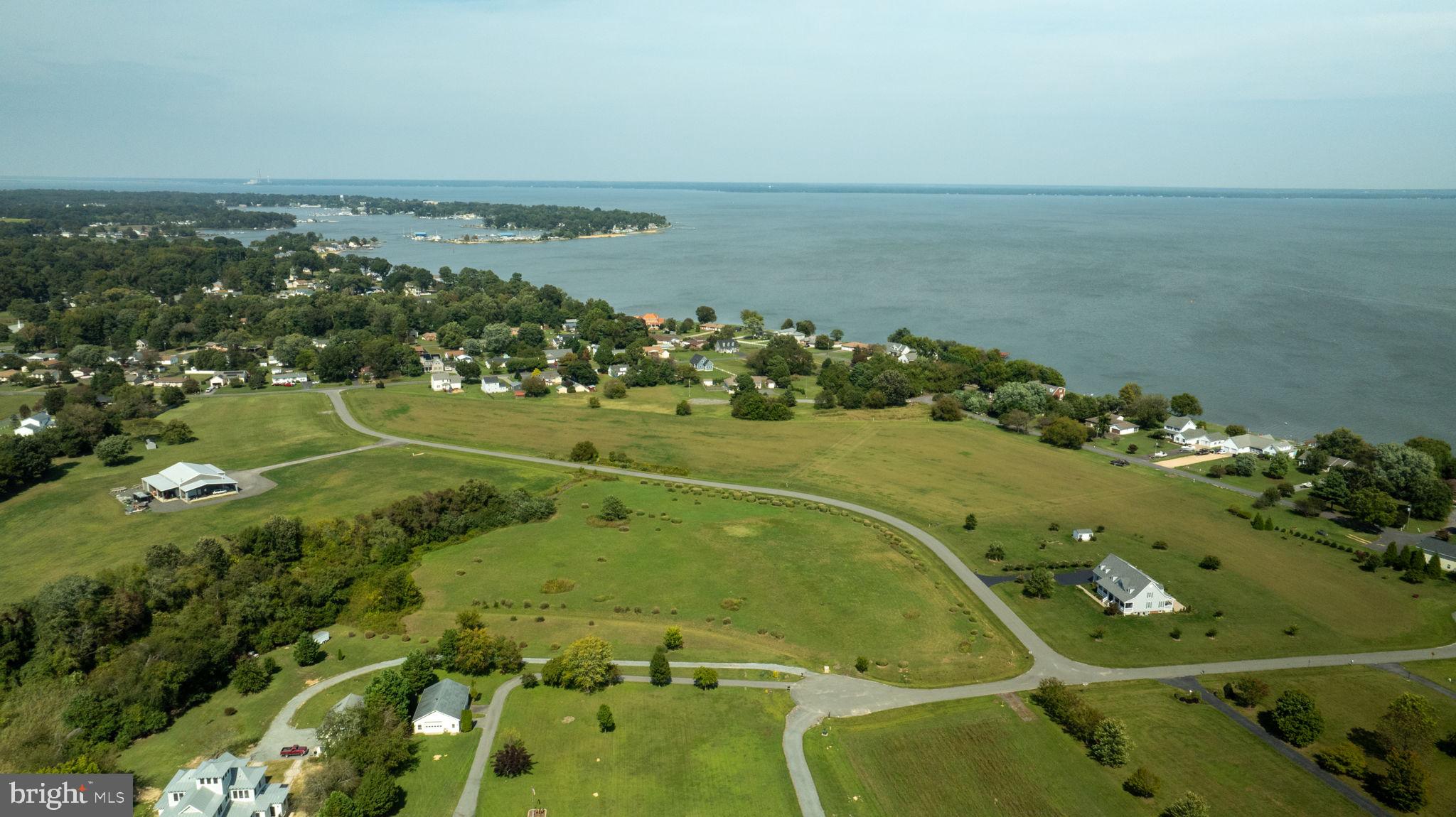 PAYNES POINT - Land