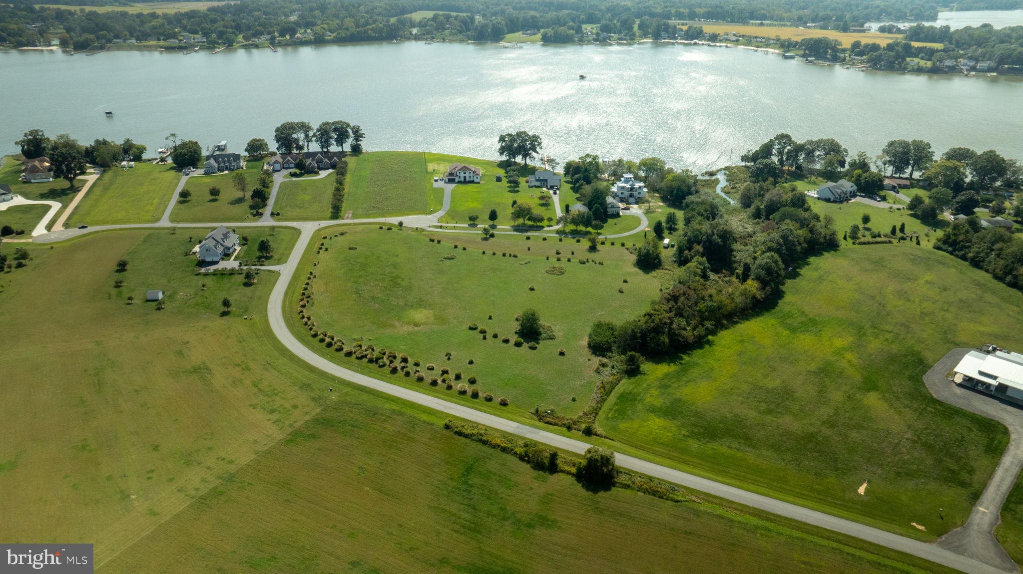 PAYNES POINT - Land