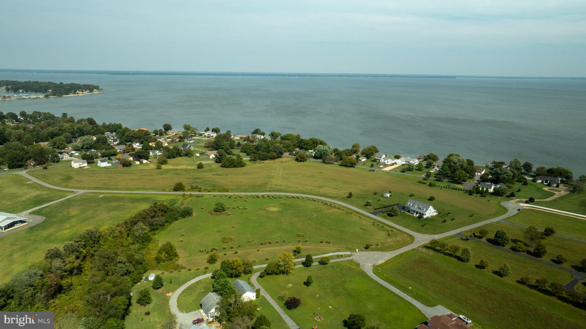 PAYNES POINT - Land