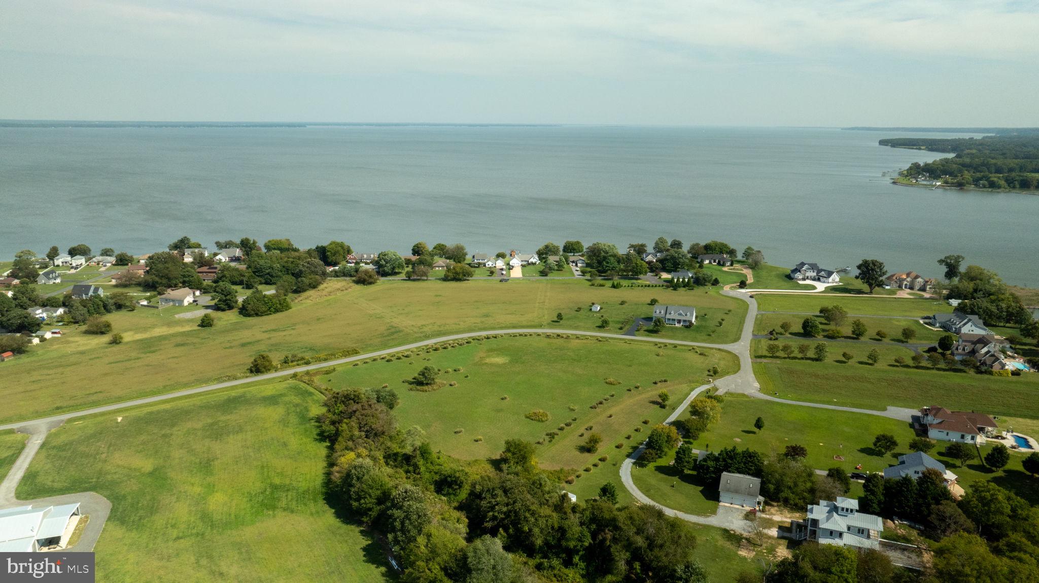 PAYNES POINT - Land