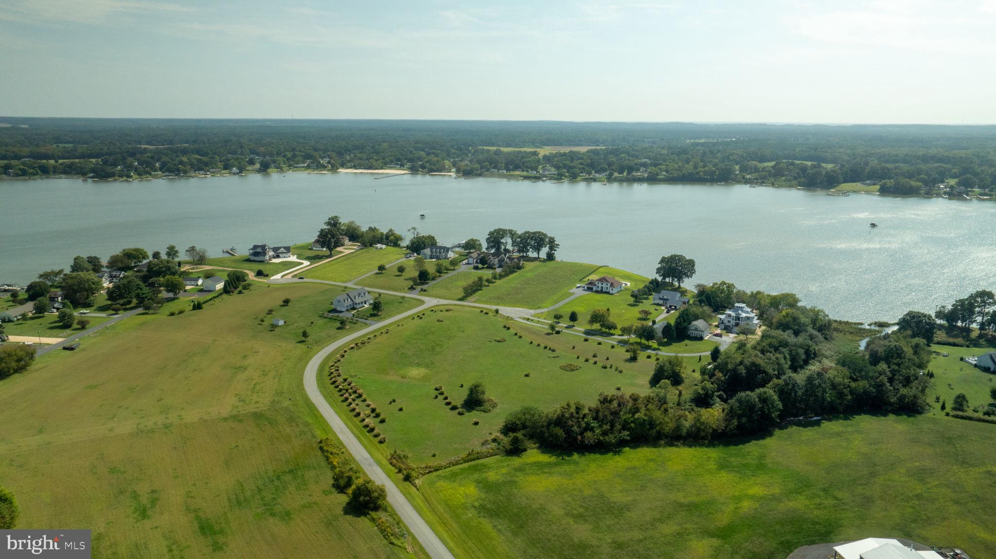 PAYNES POINT - Land