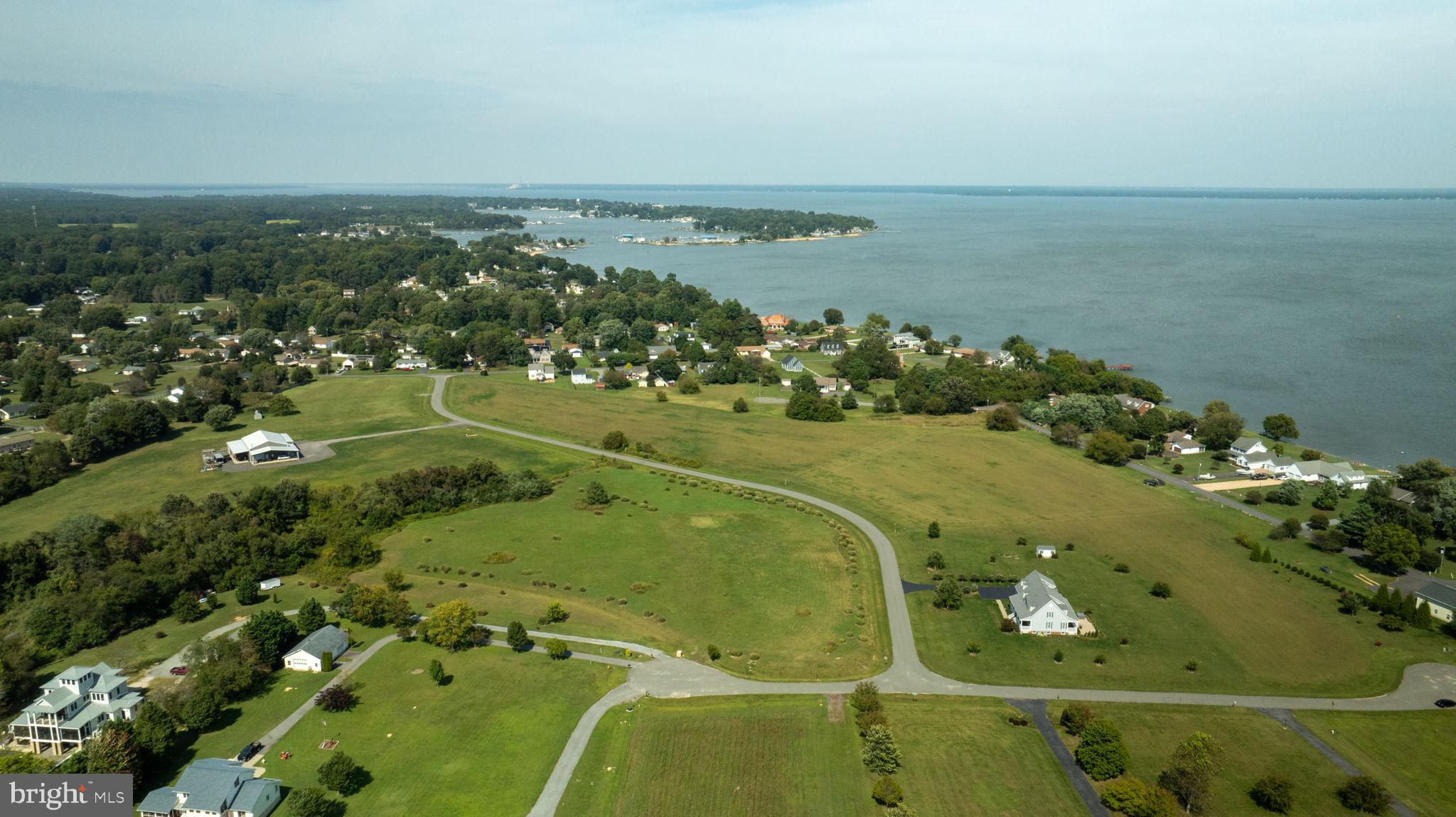PAYNES POINT - Land