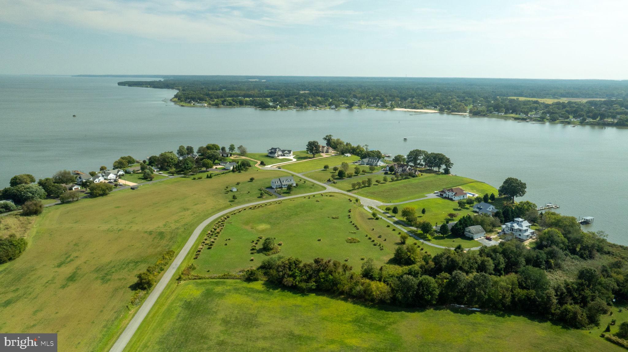 PAYNES POINT - Land